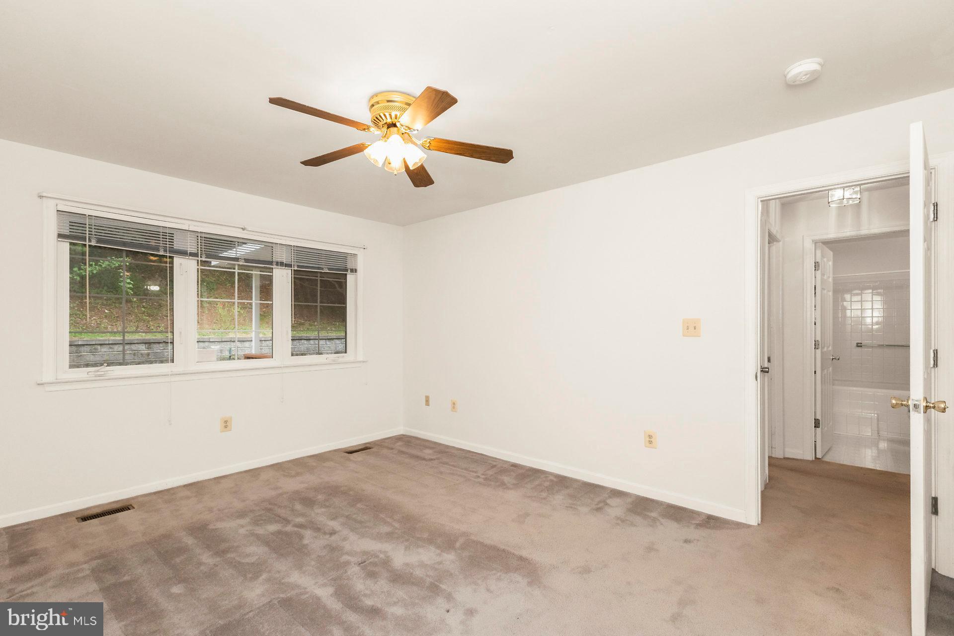 WESTLAKE - Residential