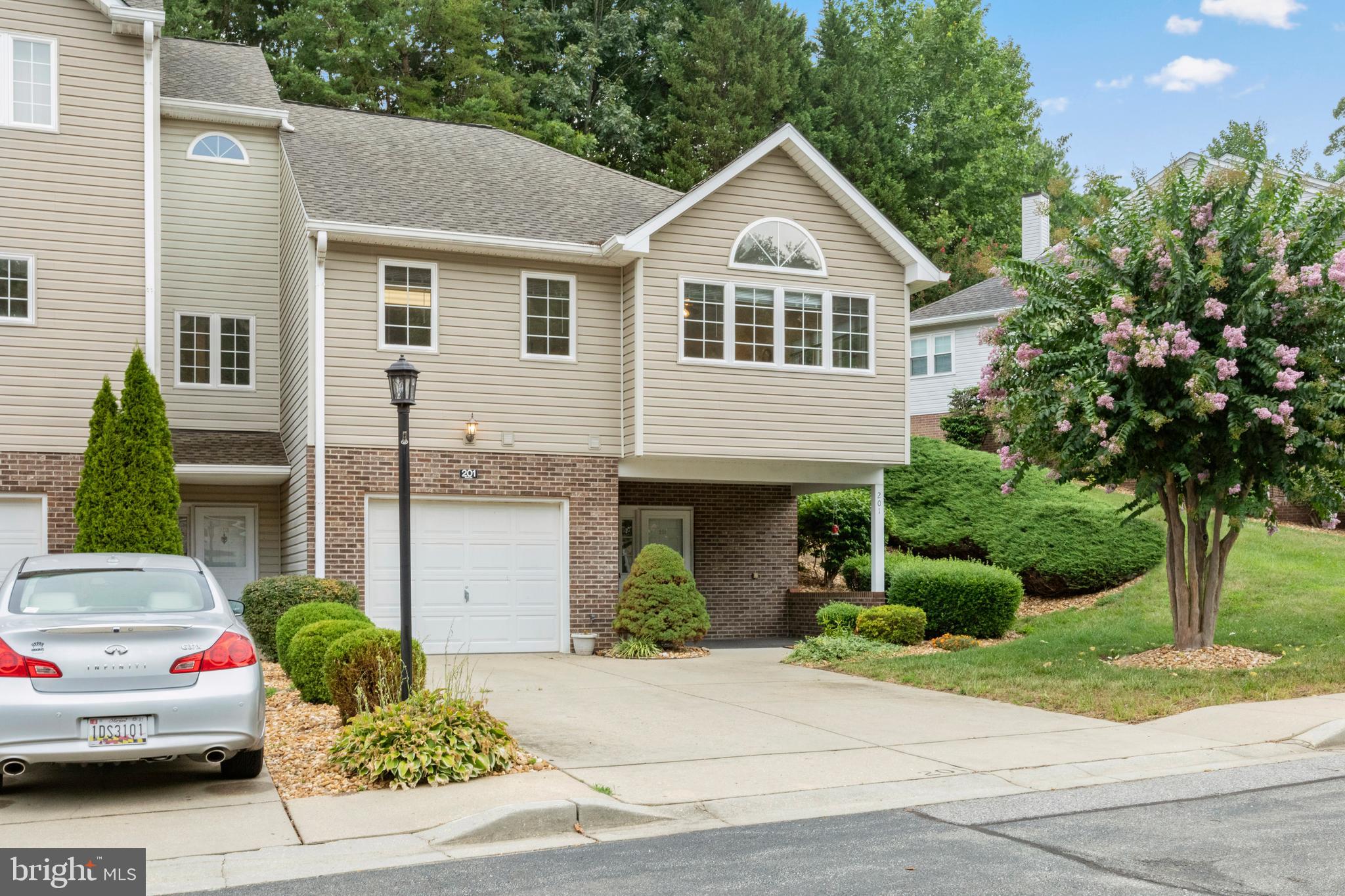 WESTLAKE - Residential