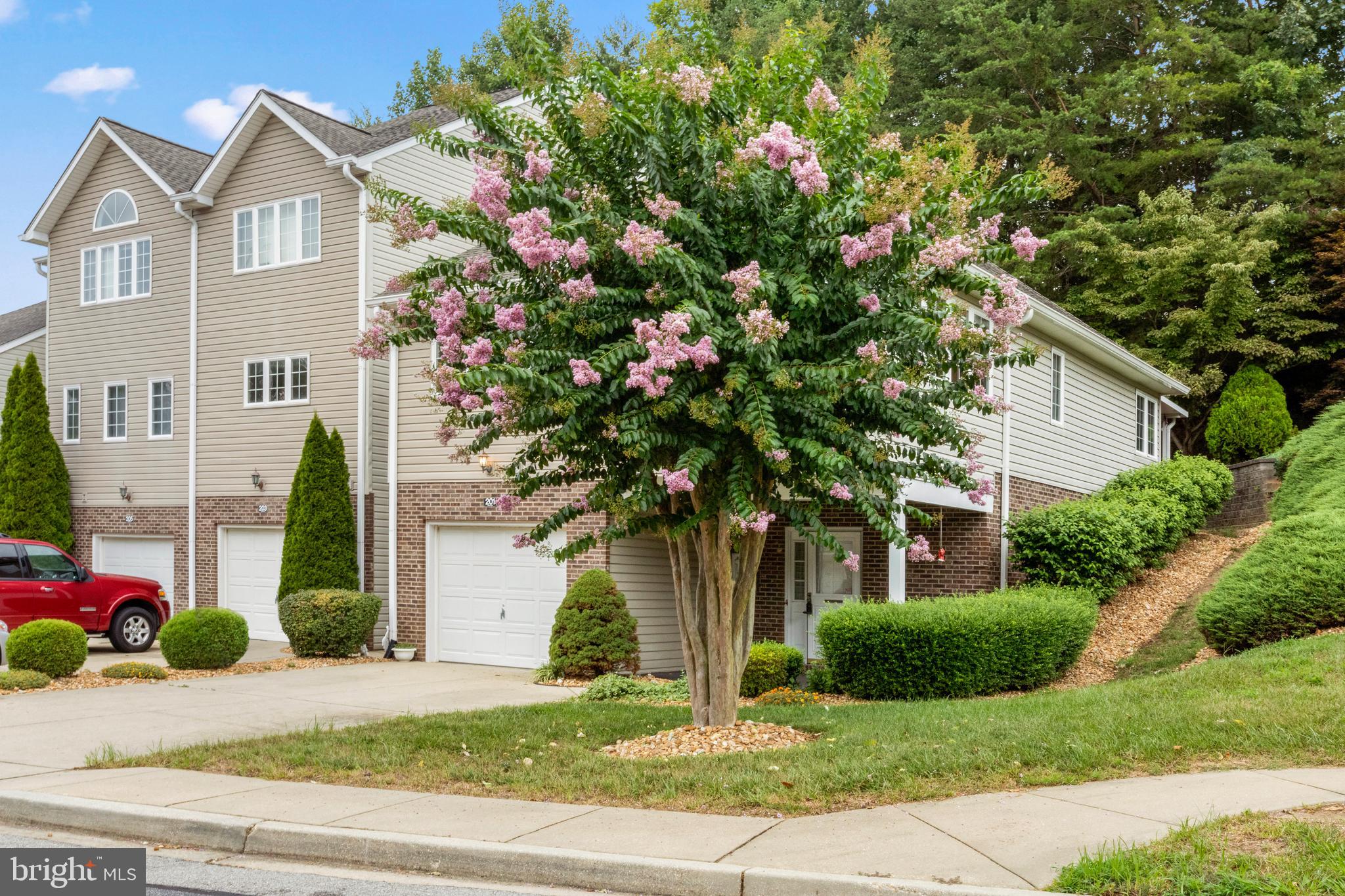 WESTLAKE - Residential