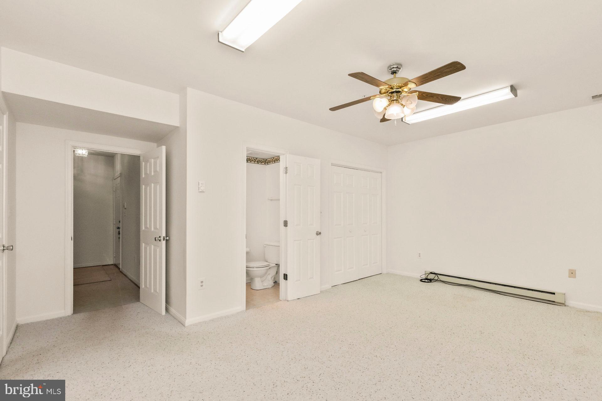 WESTLAKE - Residential