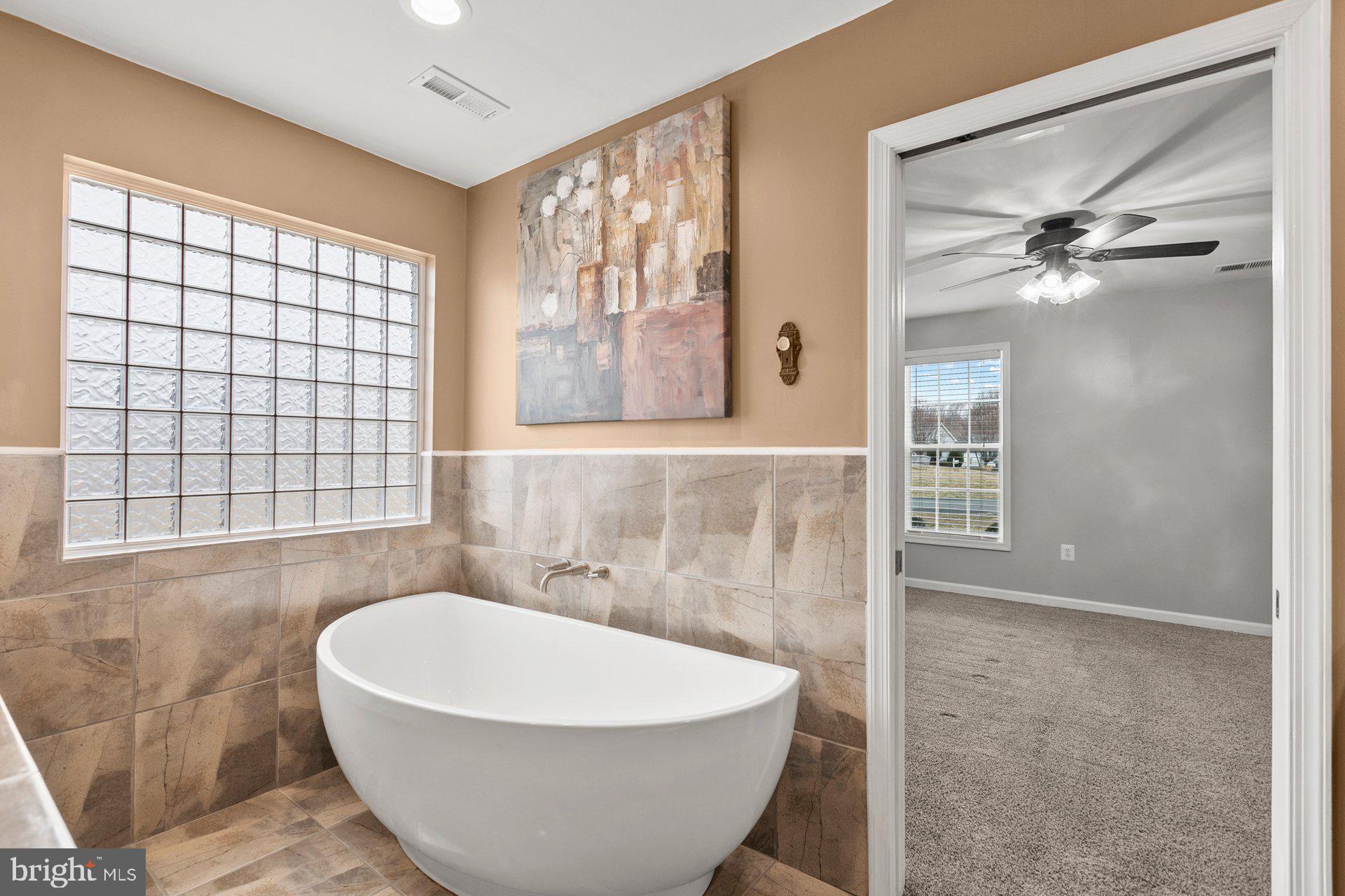 SUN VALLEY ESTATES - Residential