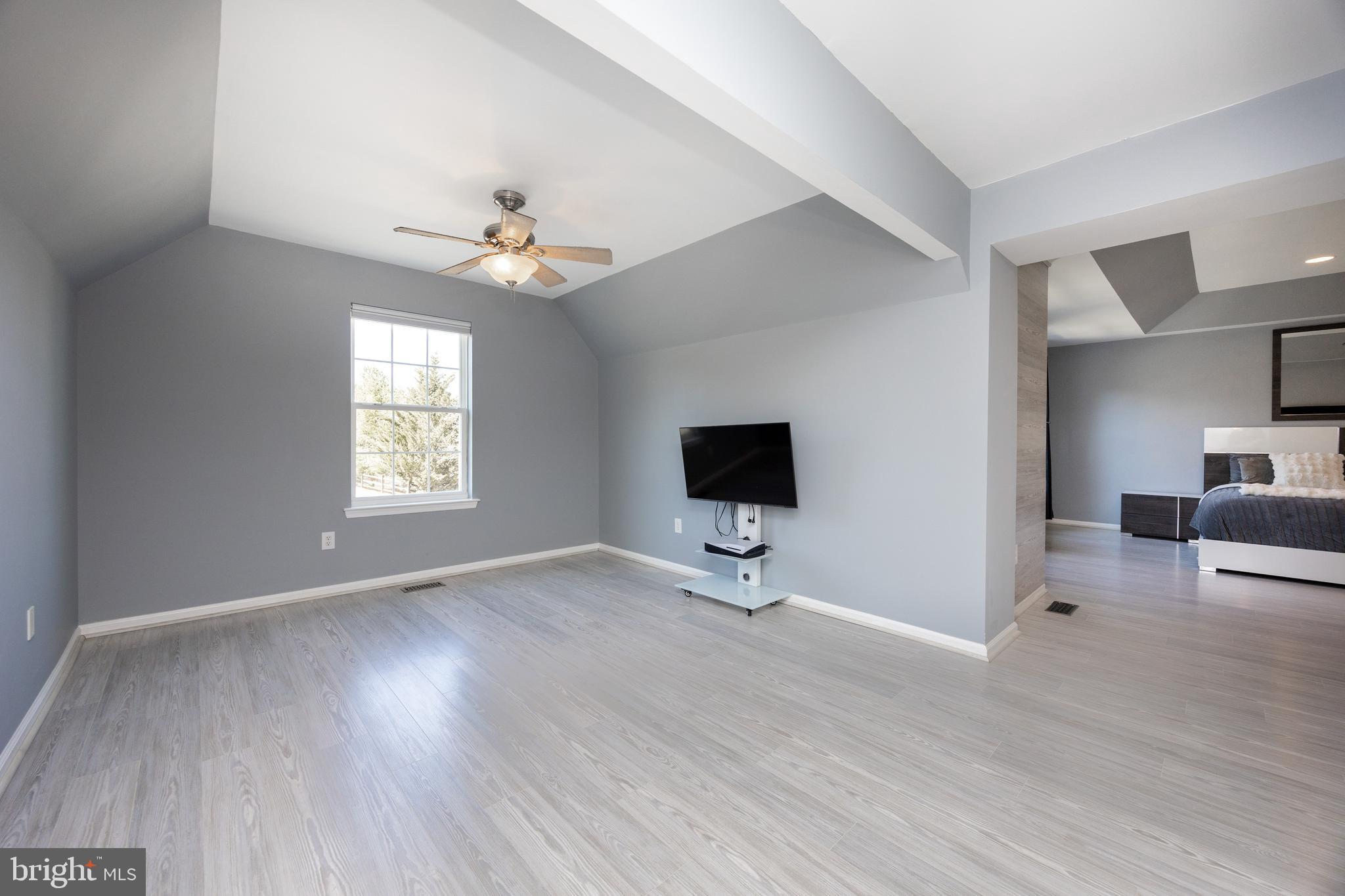 COVENTRY LAKE ESTS - Residential