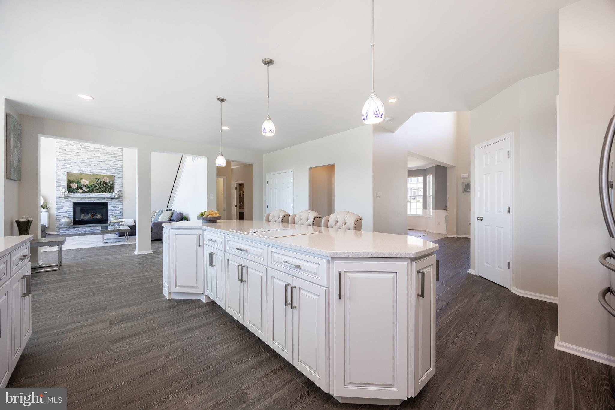 COVENTRY LAKE ESTS - Residential