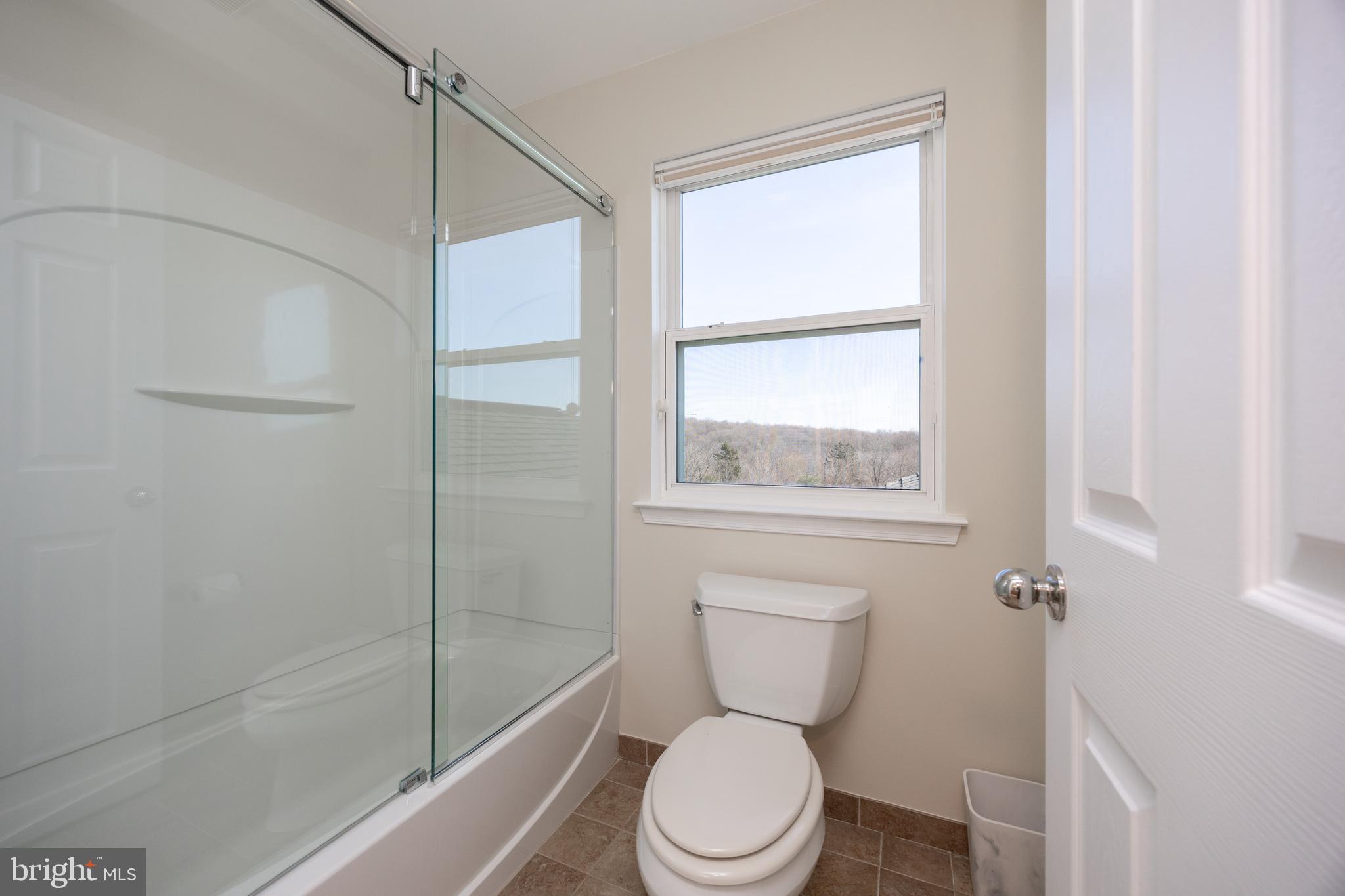 COVENTRY LAKE ESTS - Residential