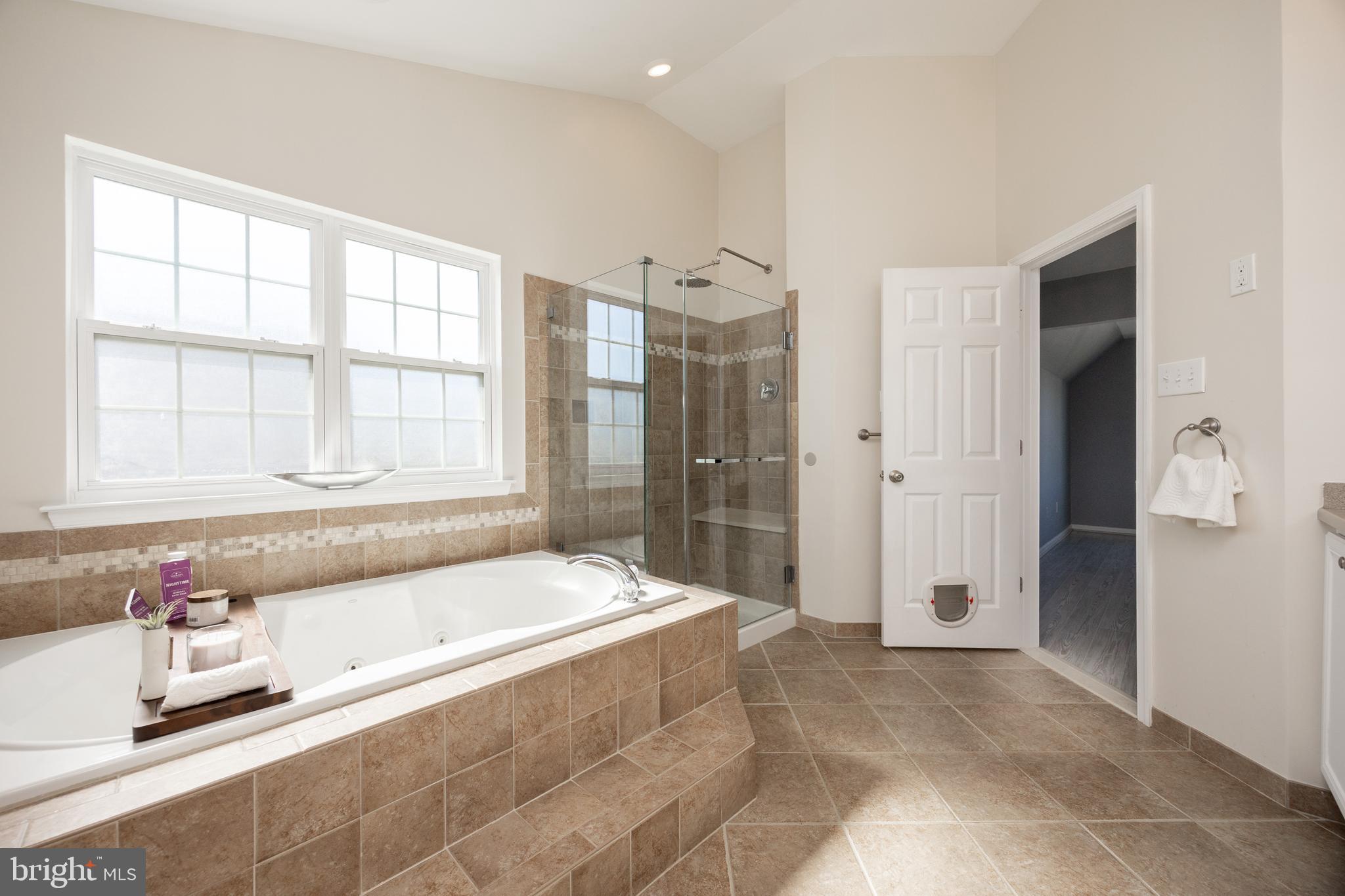 COVENTRY LAKE ESTS - Residential