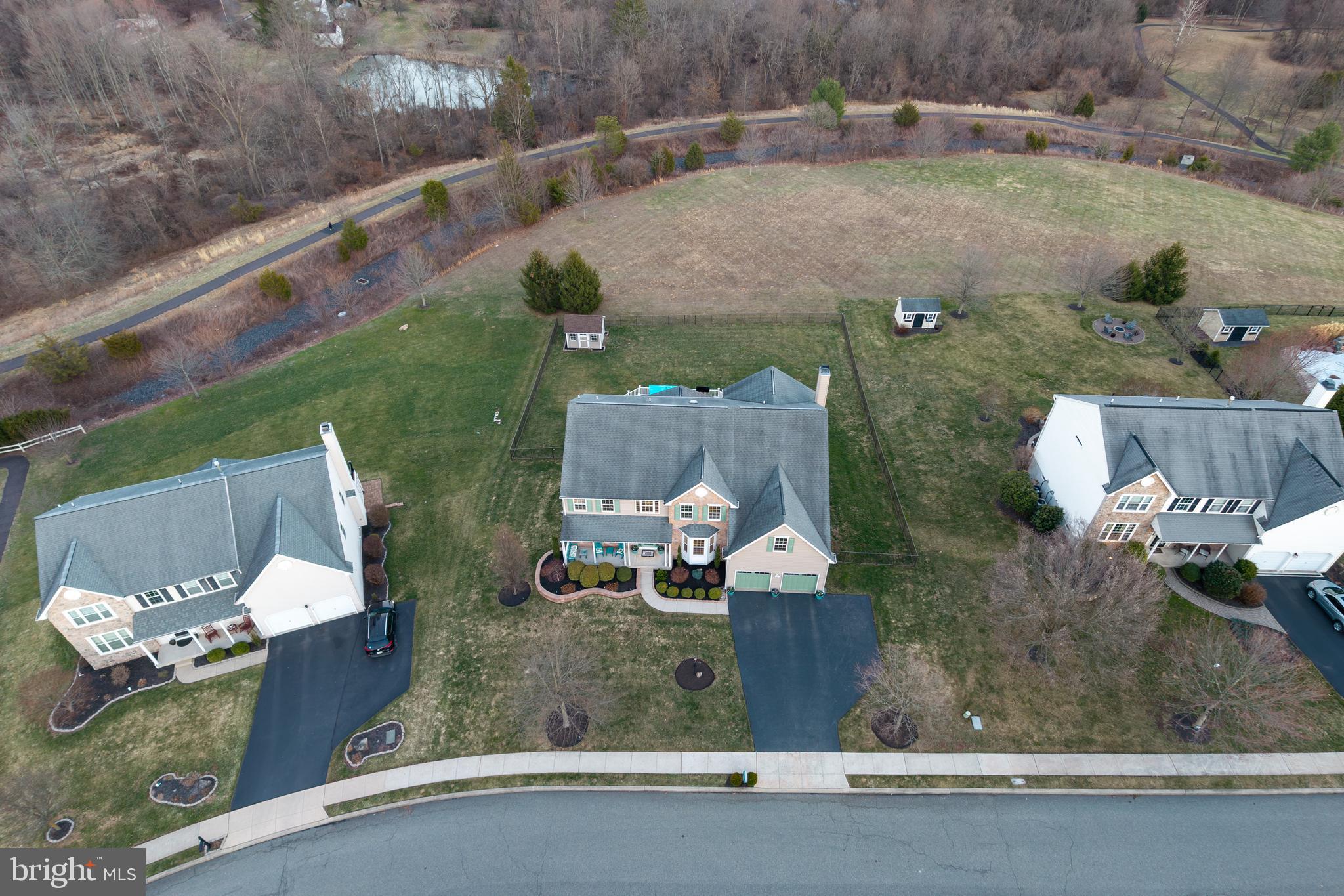 COVENTRY LAKE ESTS - Residential