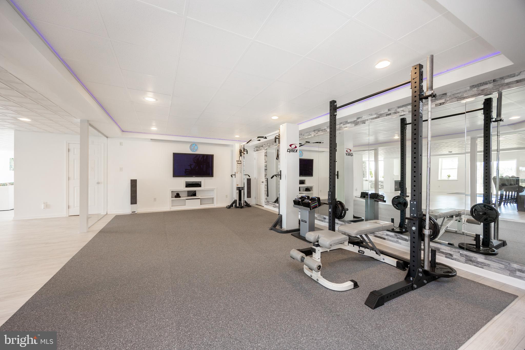 COVENTRY LAKE ESTS - Residential