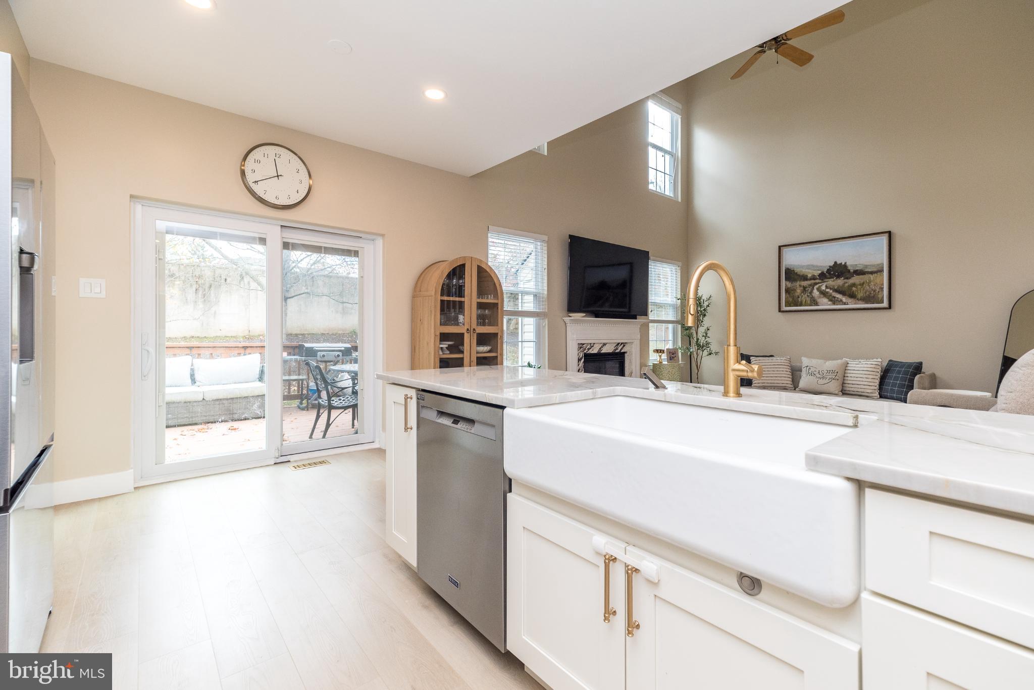 HAMPTON GREEN - Residential