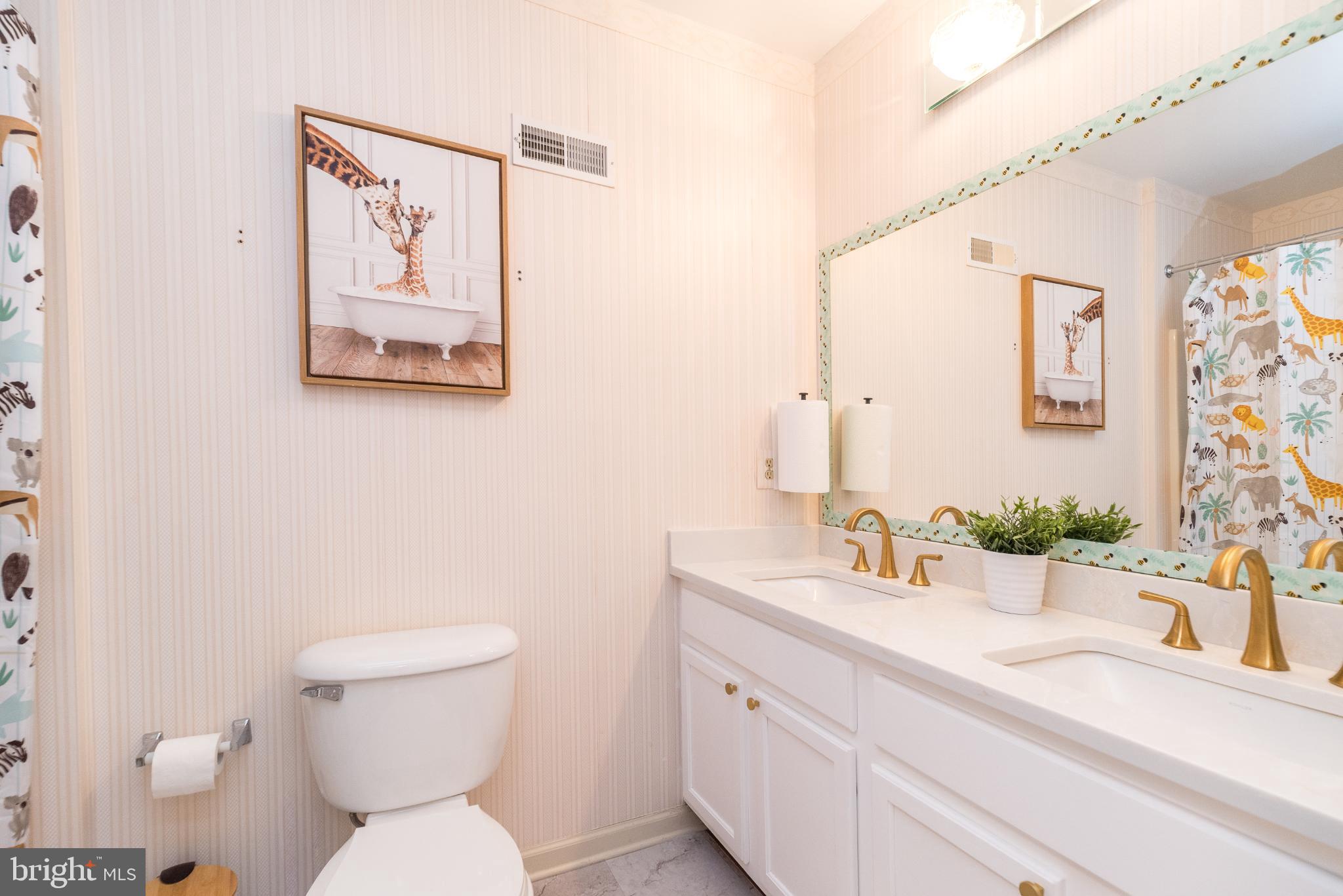 HAMPTON GREEN - Residential