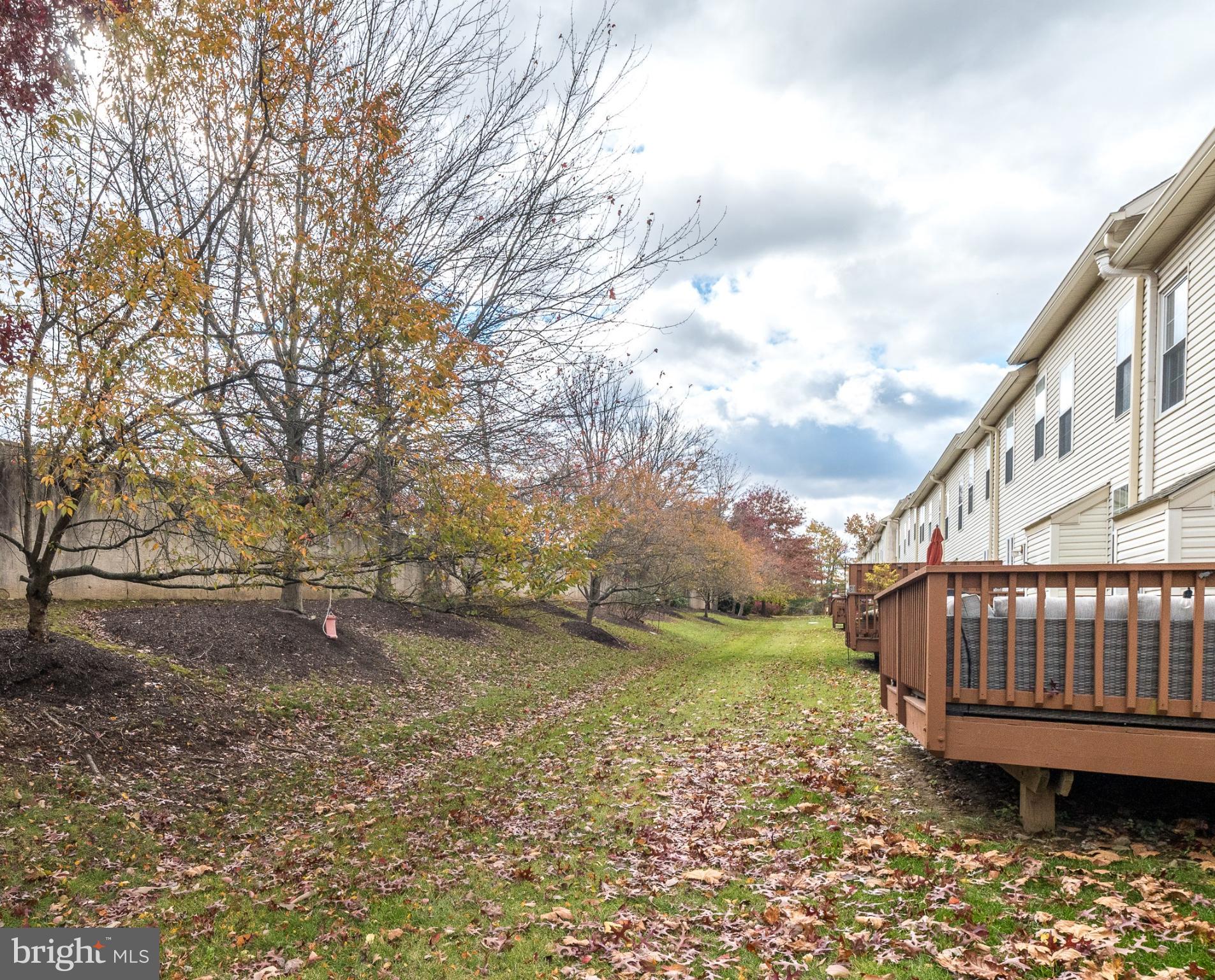 HAMPTON GREEN - Residential