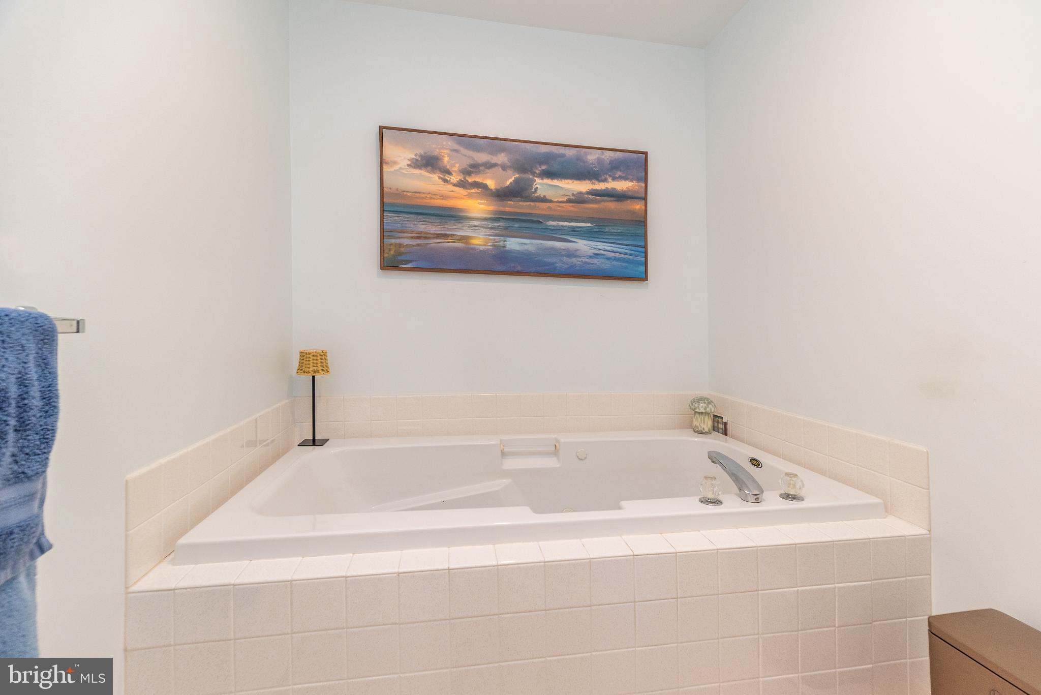 HAMPTON GREEN - Residential