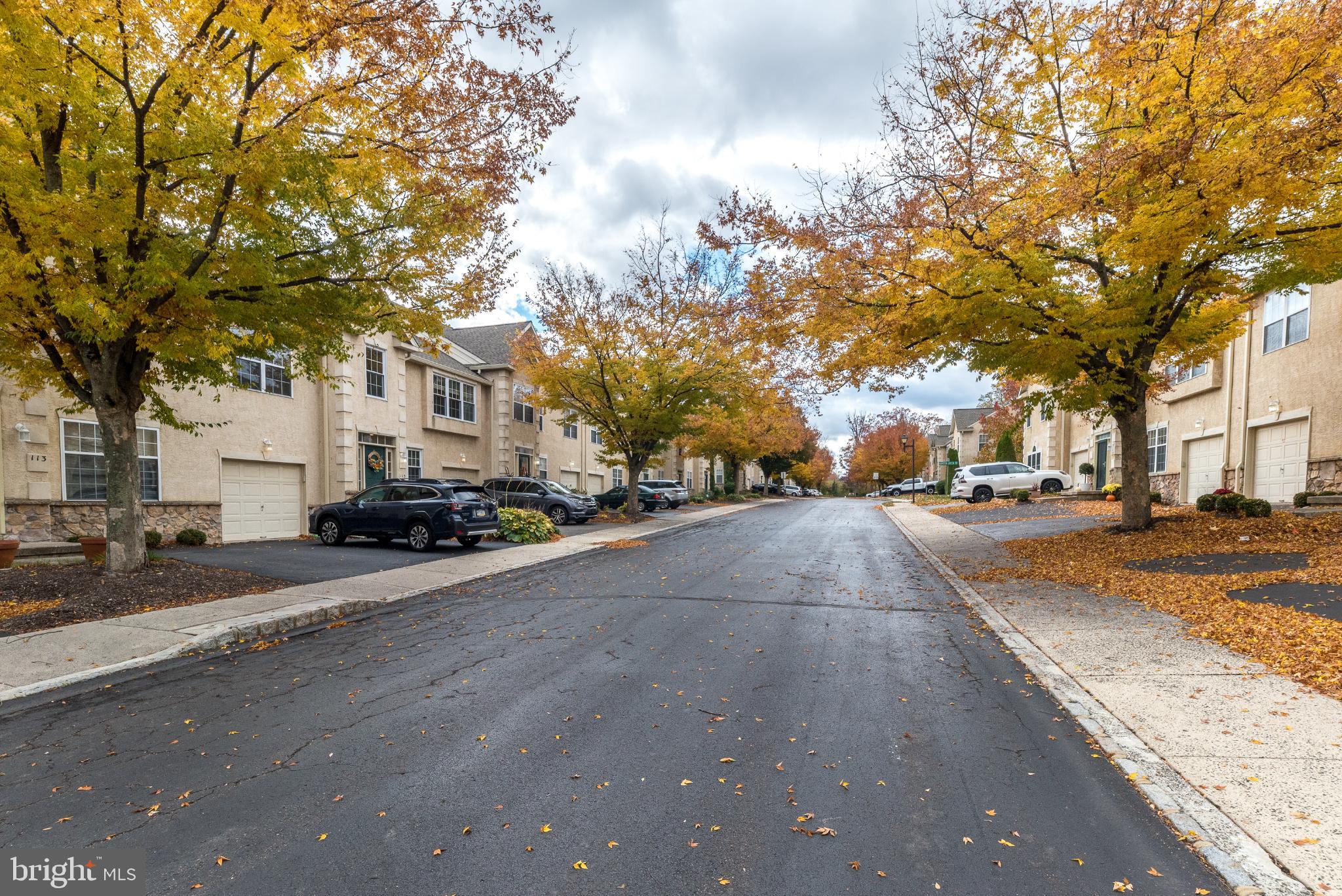 HAMPTON GREEN - Residential