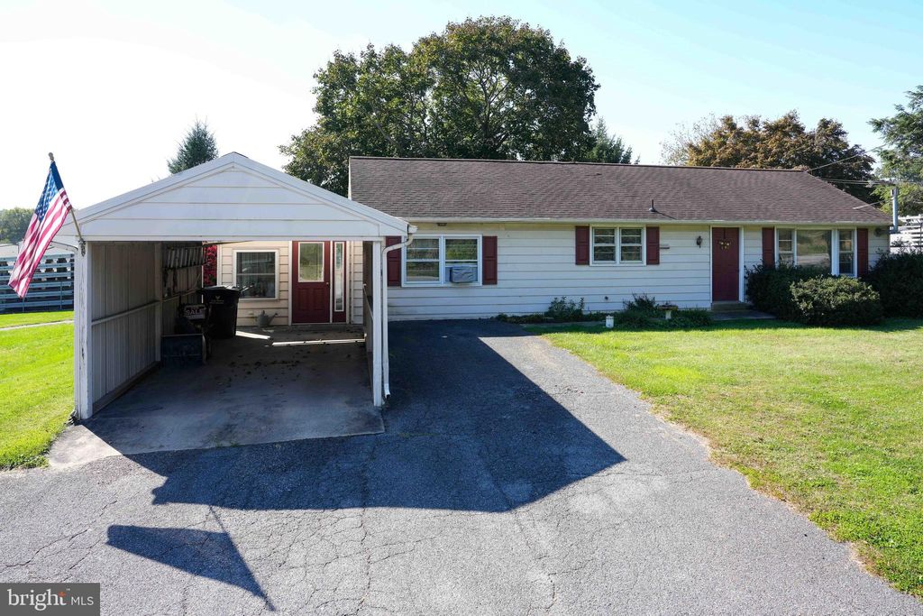 Photo of 130 Route 41, Gap, PA 17527 (MLS # PALA2042084)