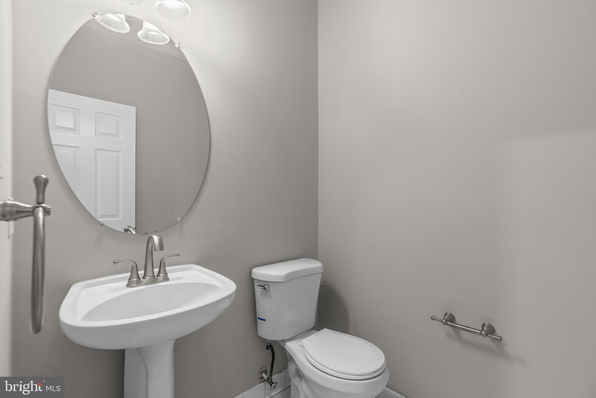 THE VISTAS AT WOODCLIFFE PARK - Residential