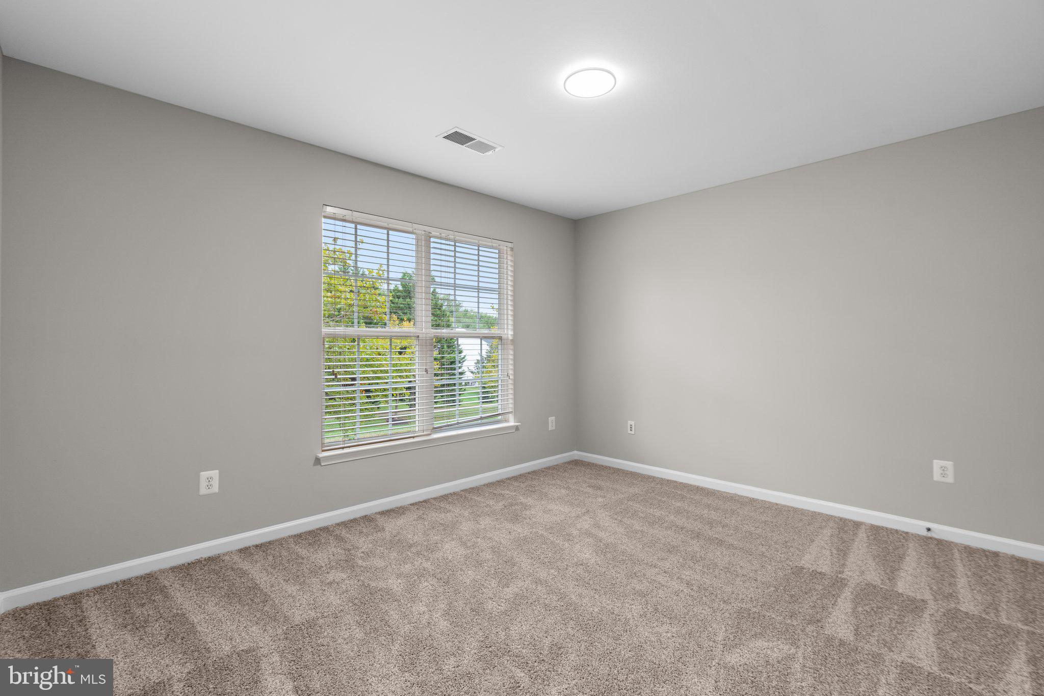 THE VISTAS AT WOODCLIFFE PARK - Residential