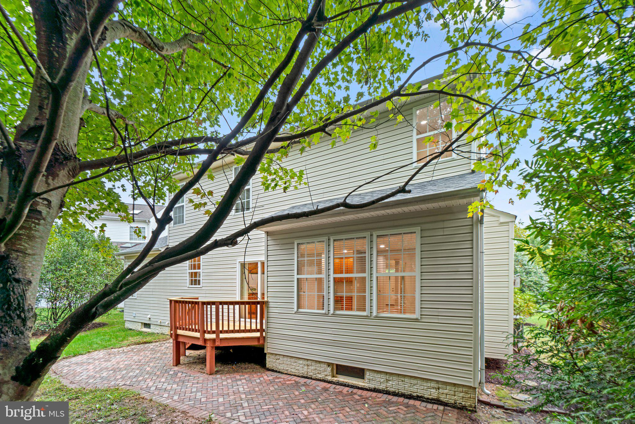 THE VISTAS AT WOODCLIFFE PARK - Residential