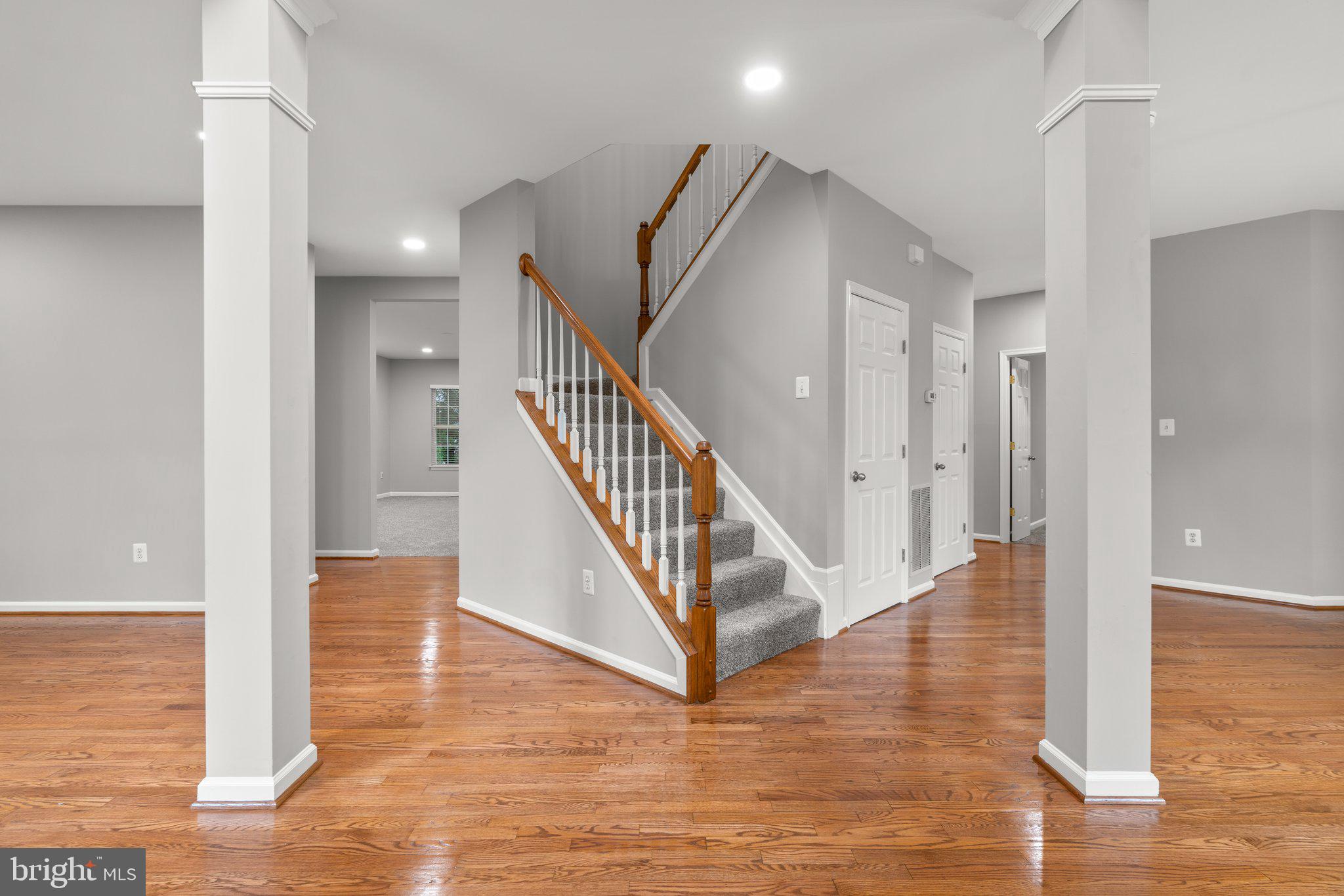 THE VISTAS AT WOODCLIFFE PARK - Residential