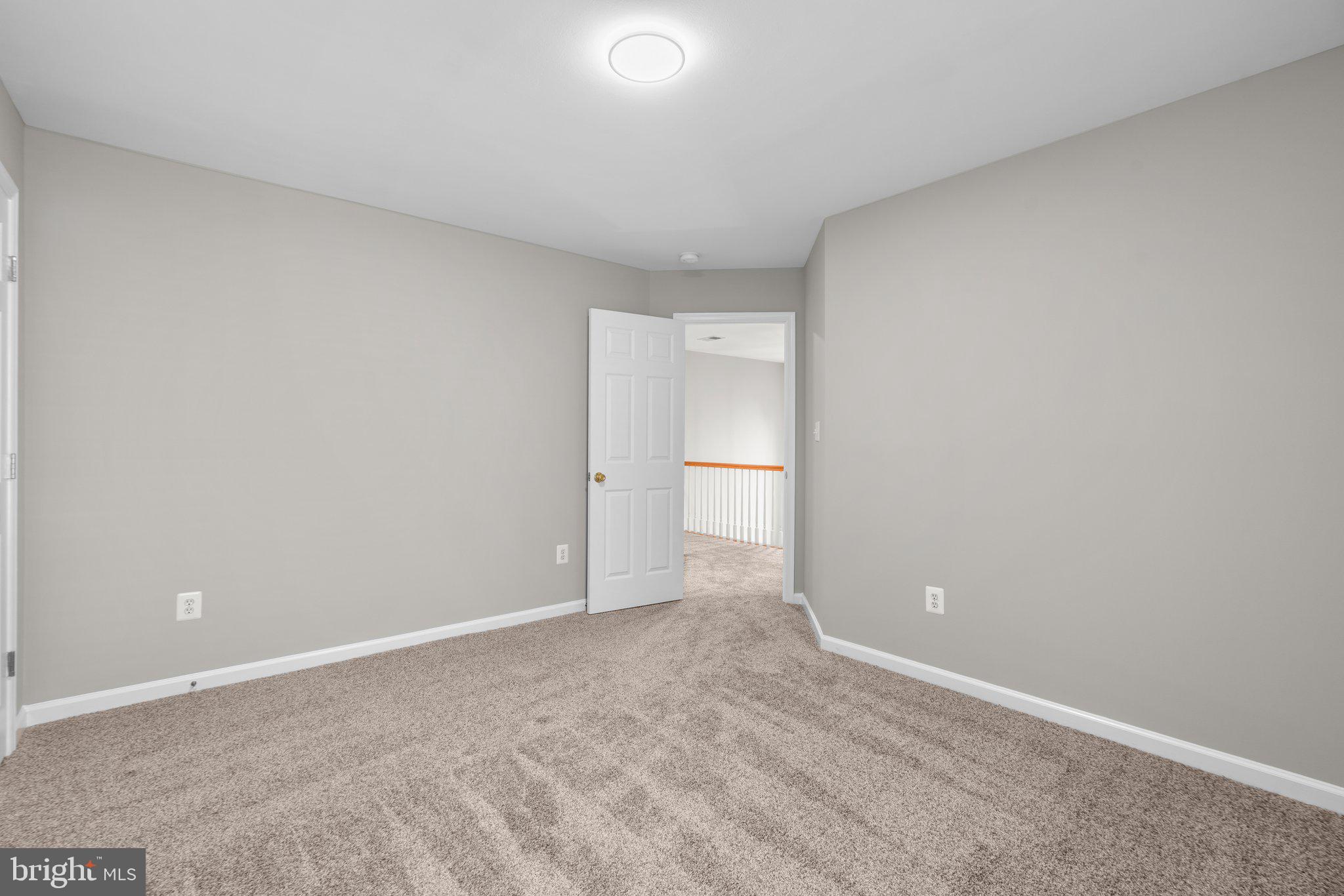 THE VISTAS AT WOODCLIFFE PARK - Residential