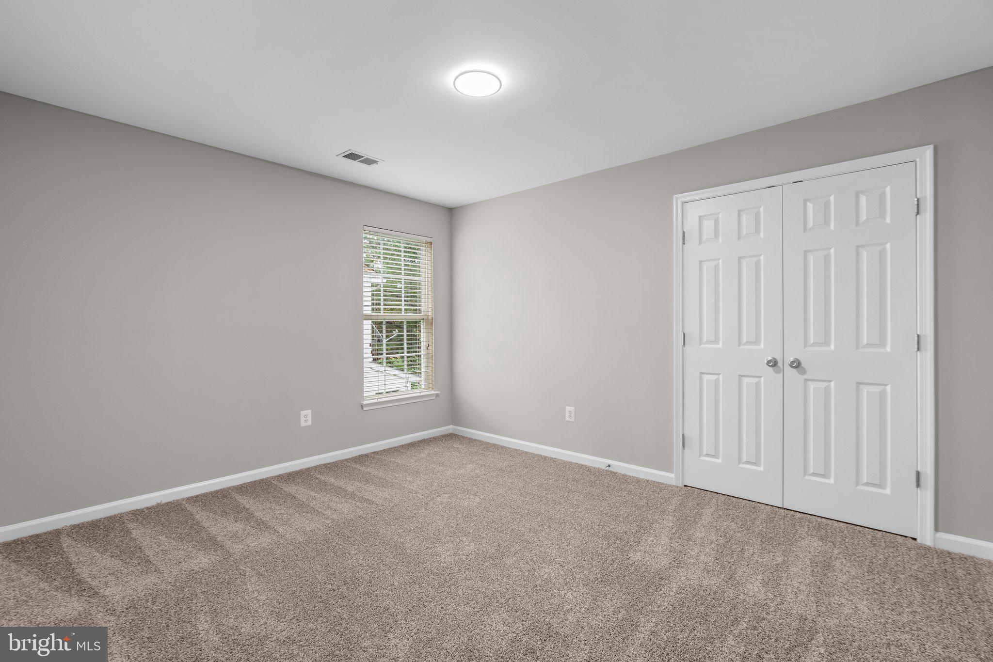 THE VISTAS AT WOODCLIFFE PARK - Residential