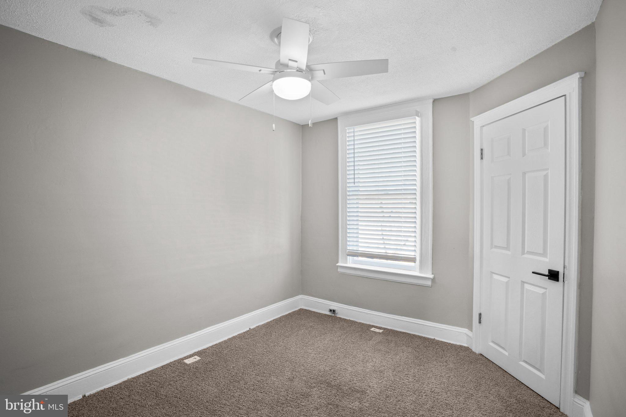 BELAIR-EDISON - Residential Lease