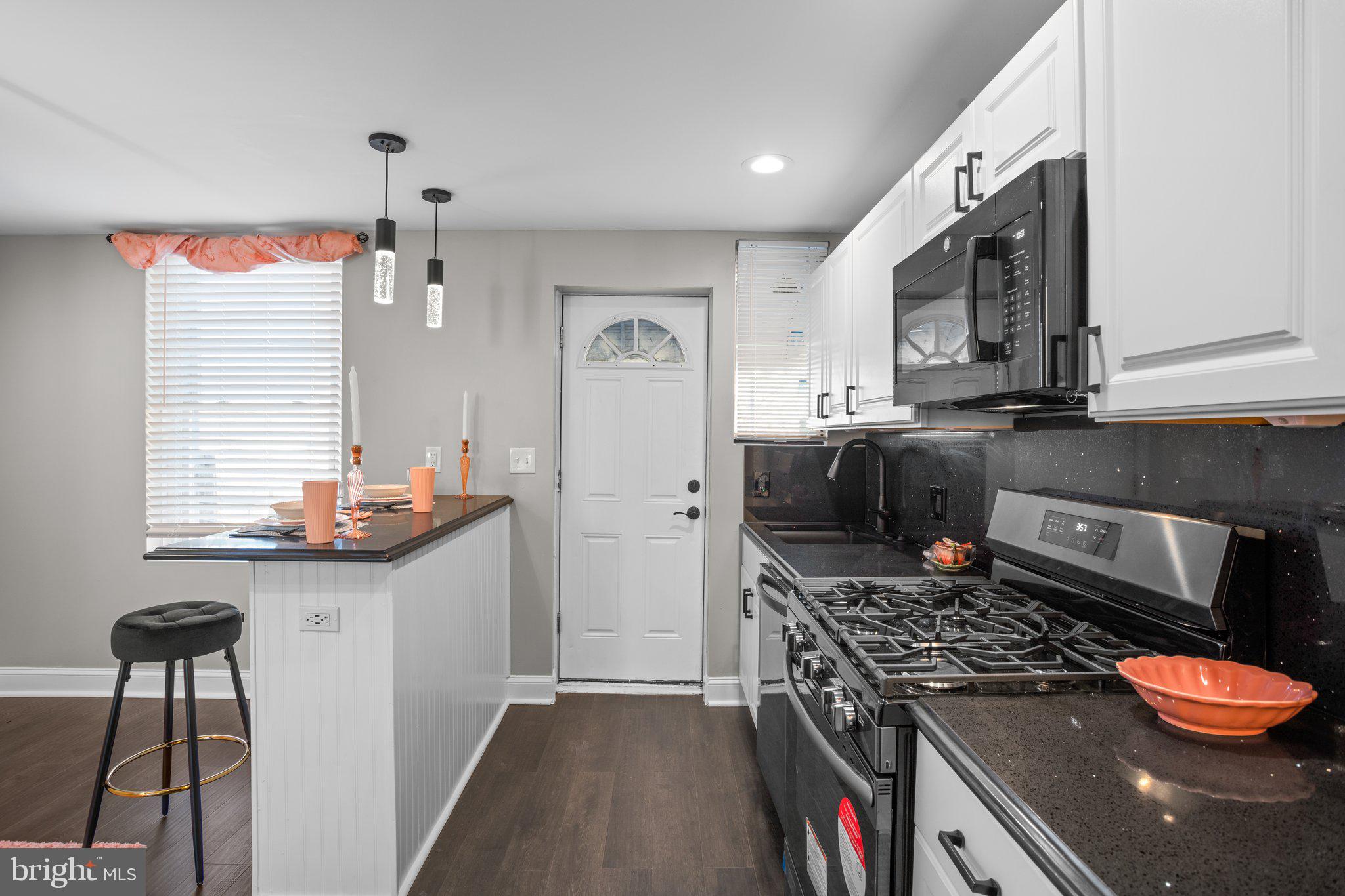 BELAIR-EDISON - Residential Lease
