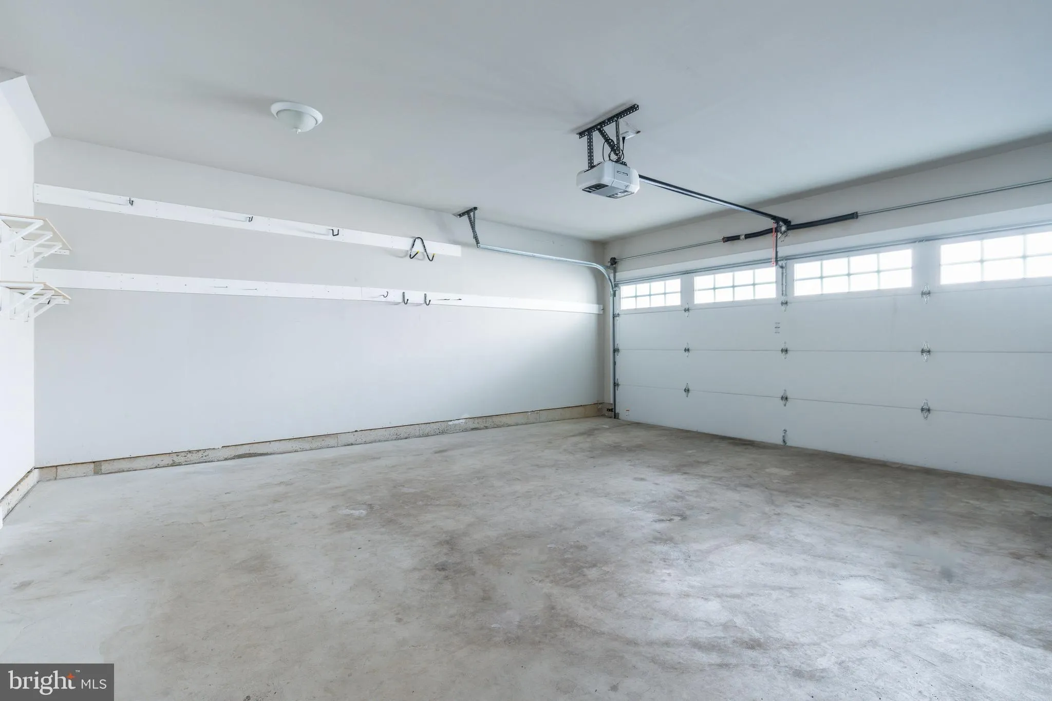 Conshohocken, Pennsylvania 19428, United States, 3 Bedrooms Bedrooms, ,3 BathroomsBathrooms,Residential,Active,93335