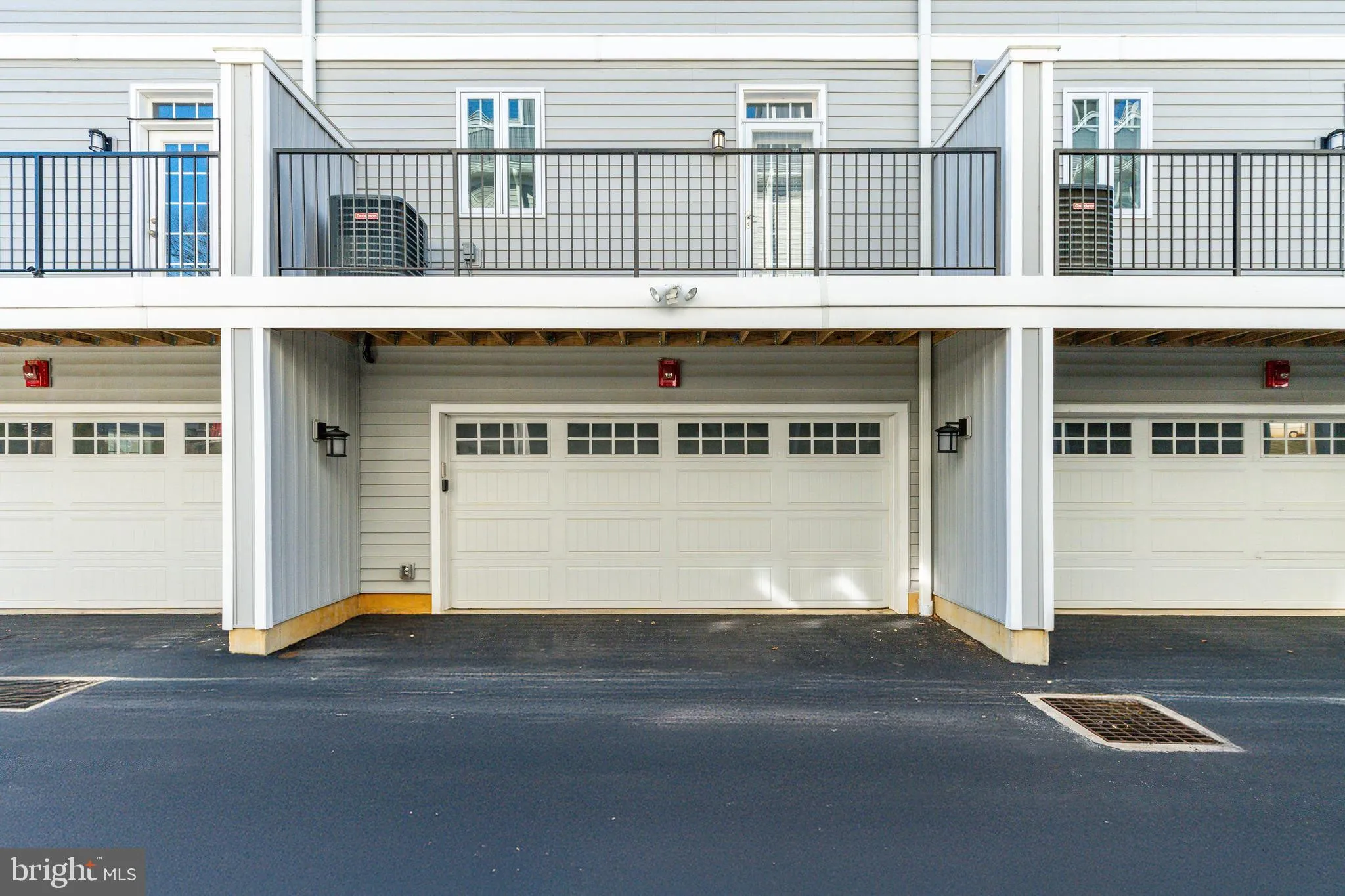 Conshohocken, Pennsylvania 19428, United States, 3 Bedrooms Bedrooms, ,3 BathroomsBathrooms,Residential,Active,93335