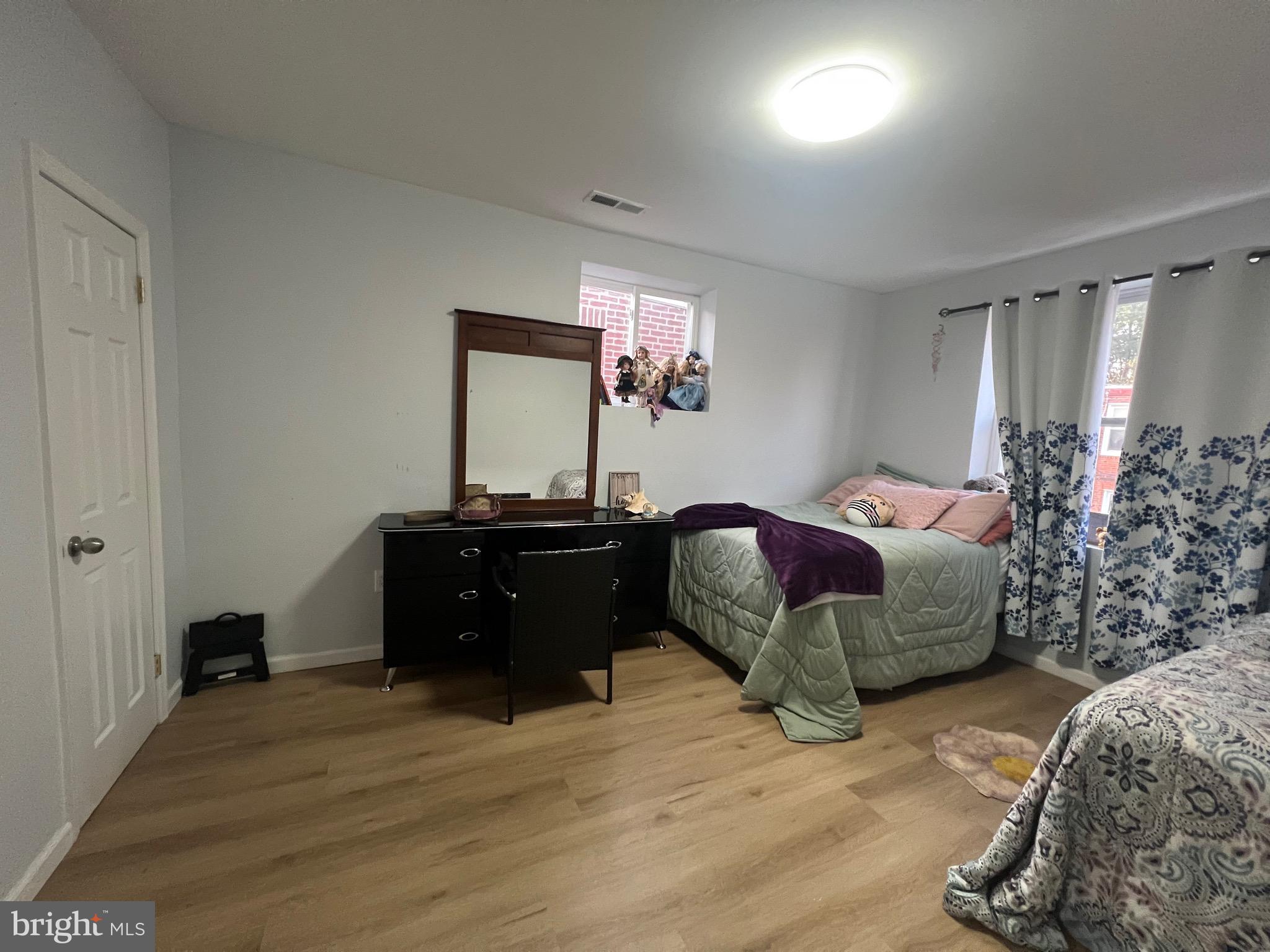 MAYFAIR - Residential