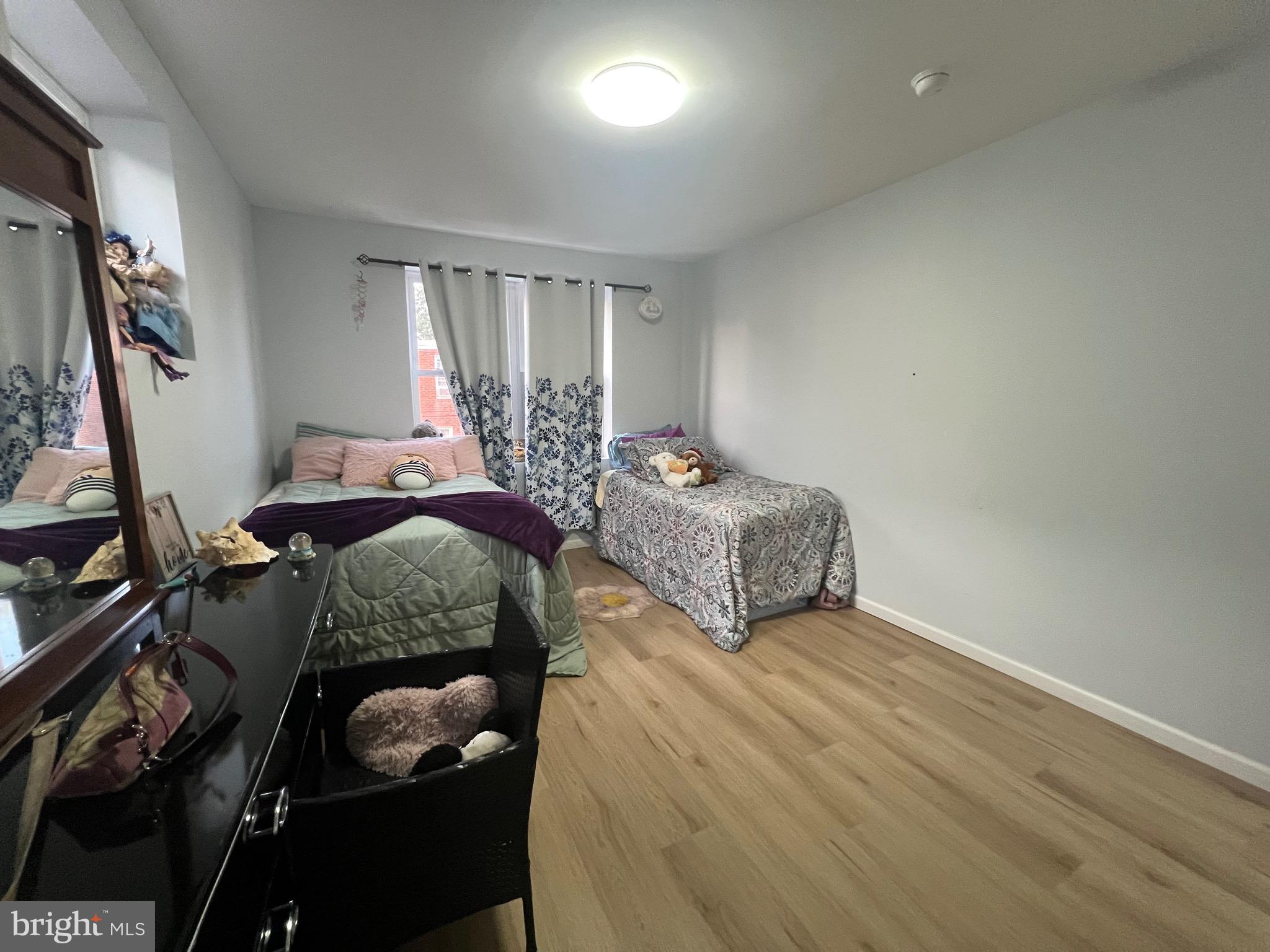 MAYFAIR - Residential