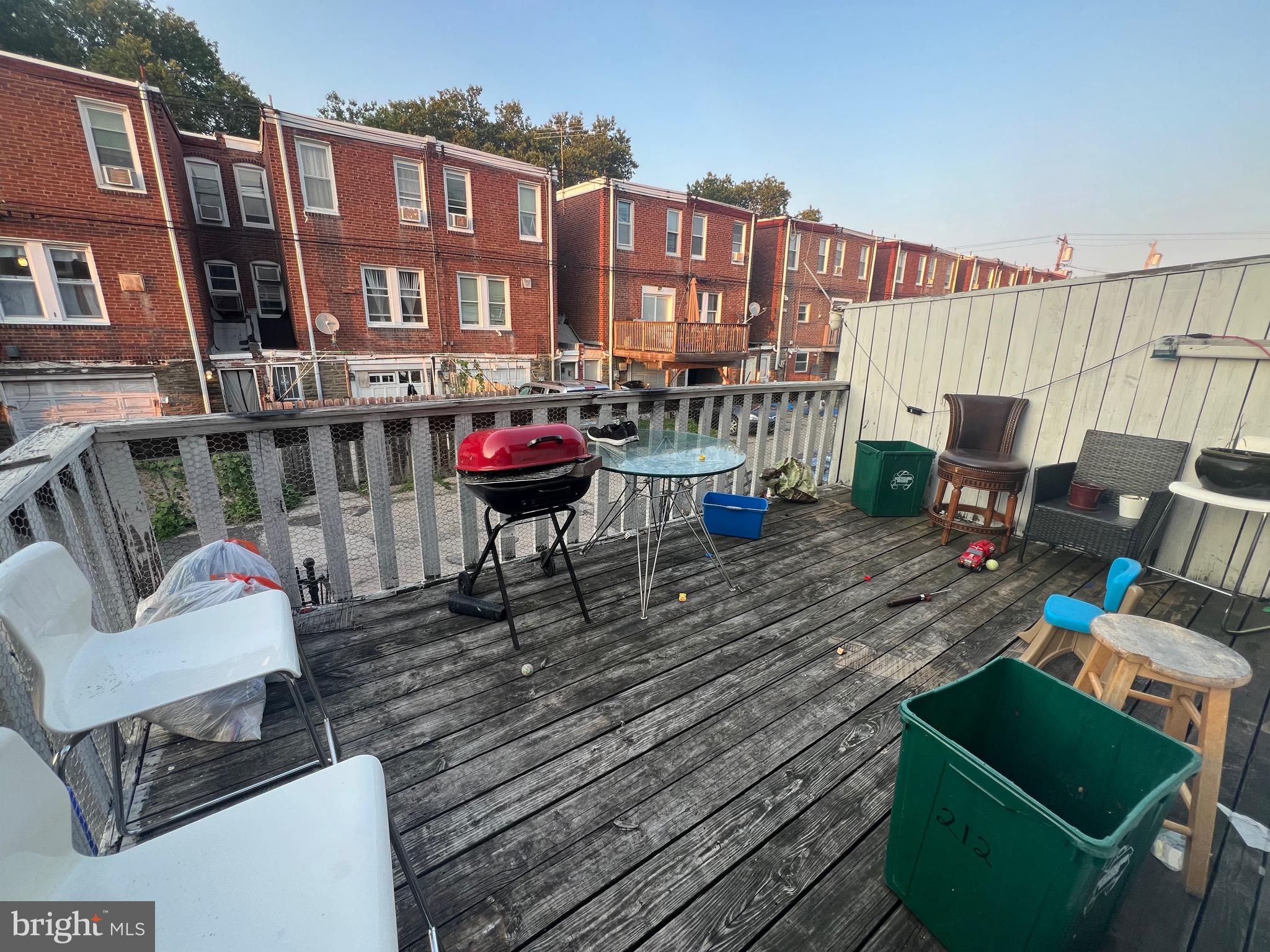 MAYFAIR - Residential