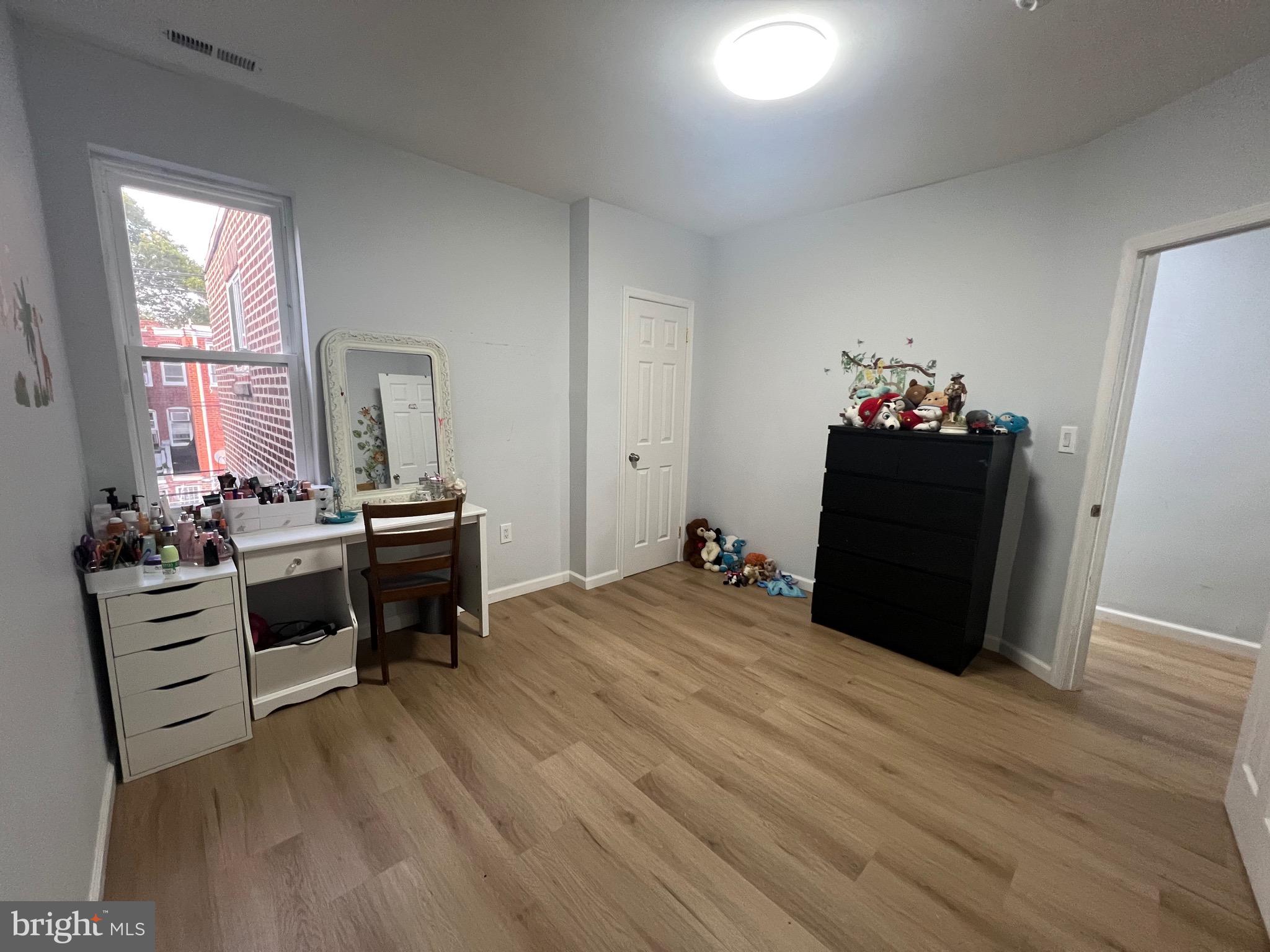 MAYFAIR - Residential