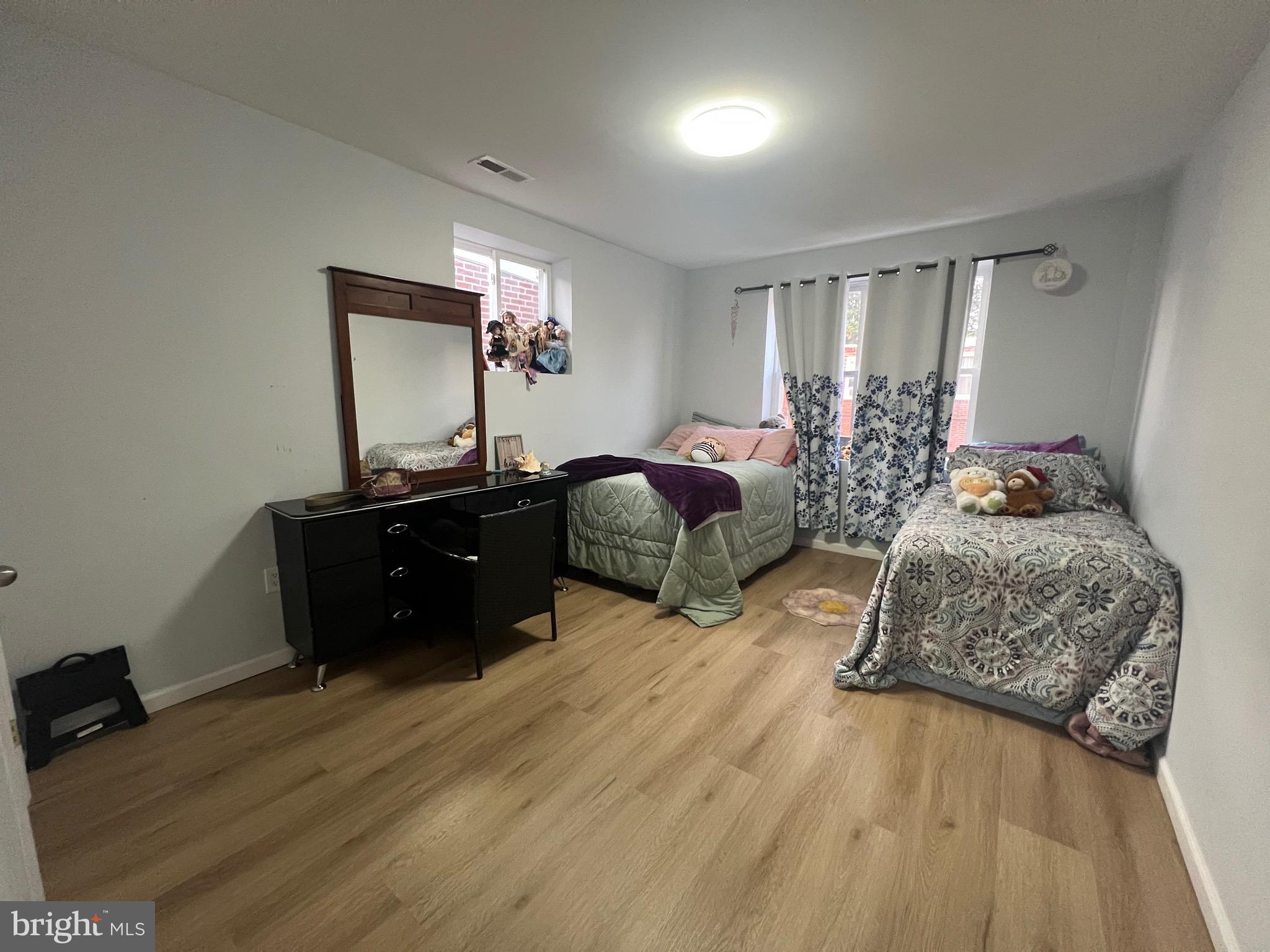 MAYFAIR - Residential