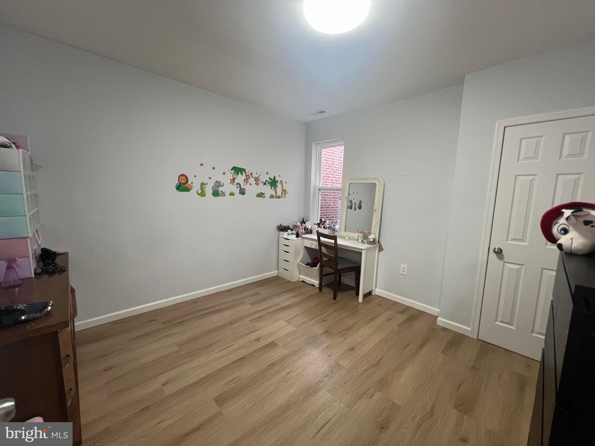 MAYFAIR - Residential