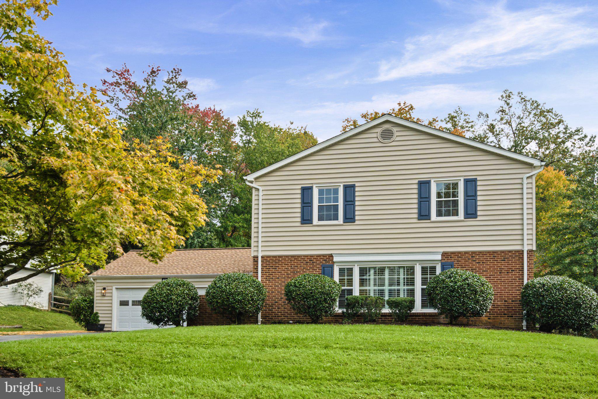 4609 COUNTRY LANE