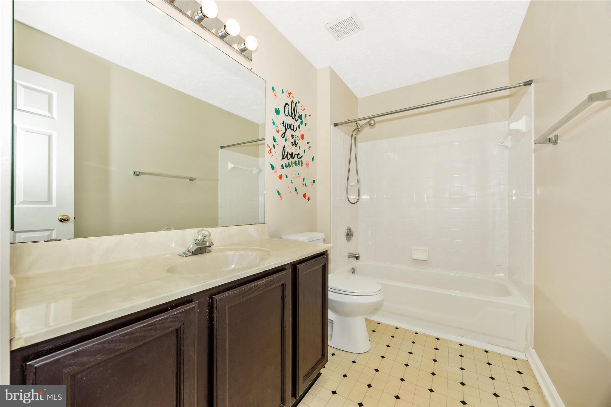 FREDERICKTOWNE VILLAGE - Residential