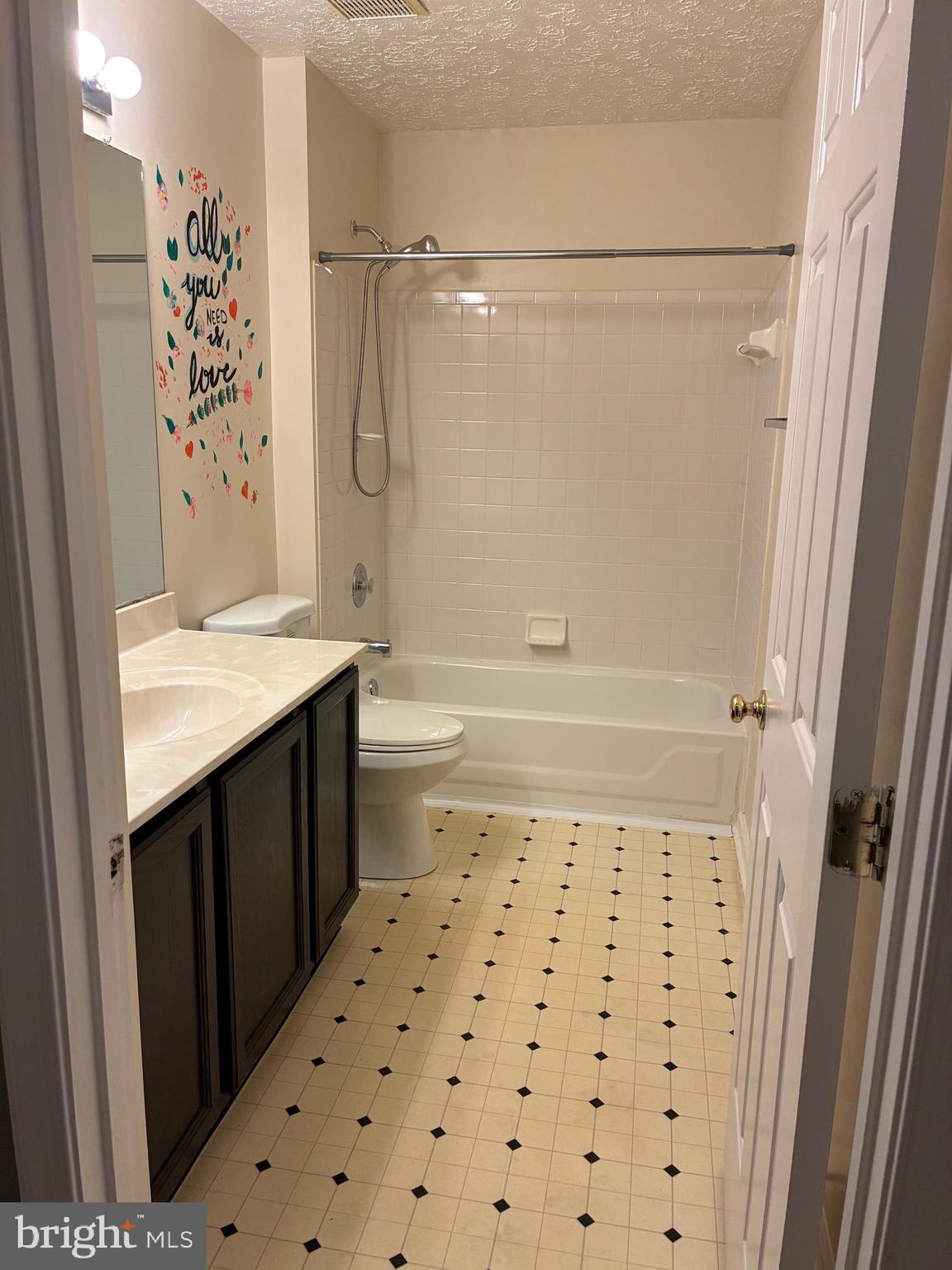 FREDERICKTOWNE VILLAGE - Residential