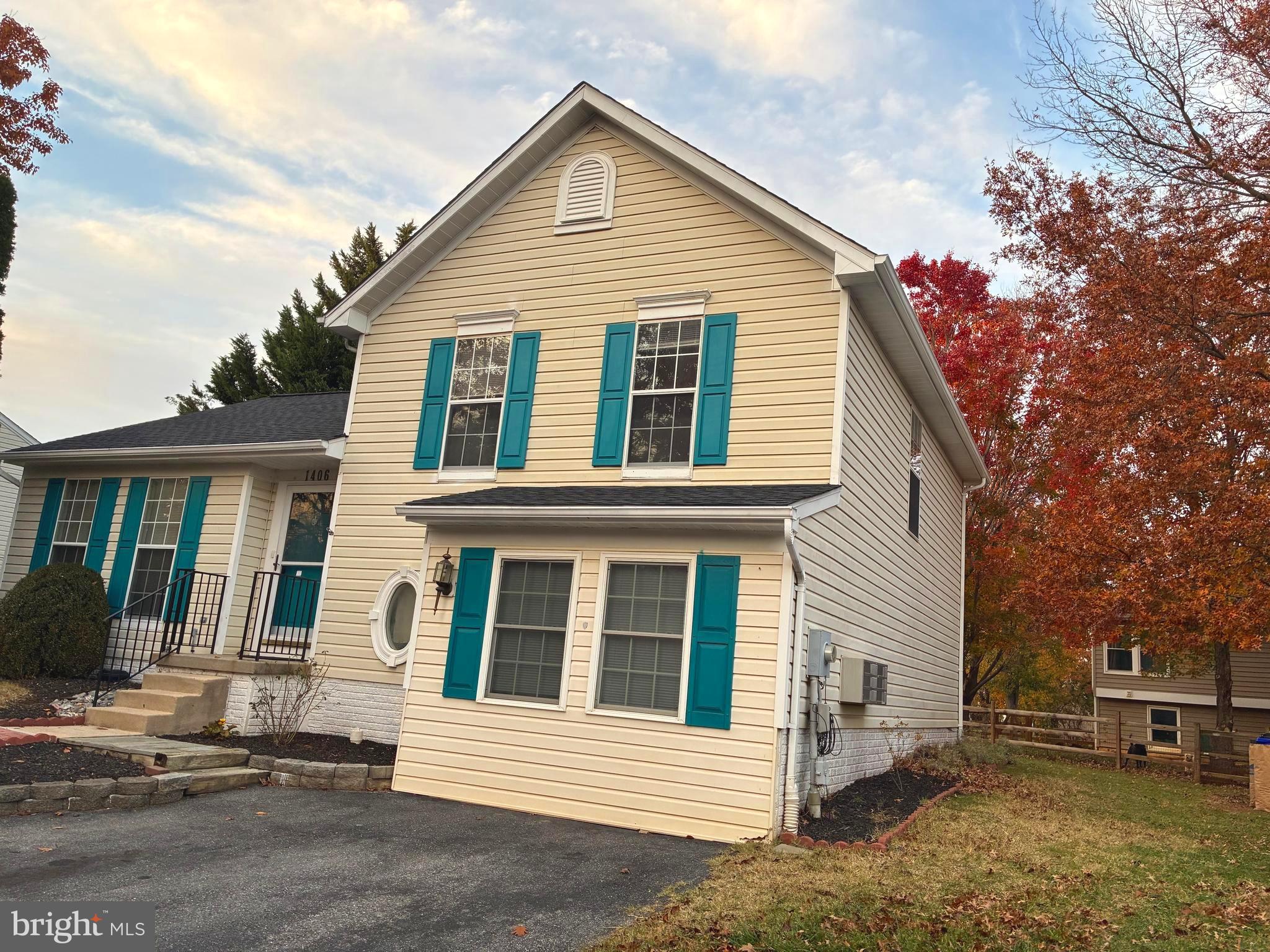 1406 WILLOW OAK DRIVE