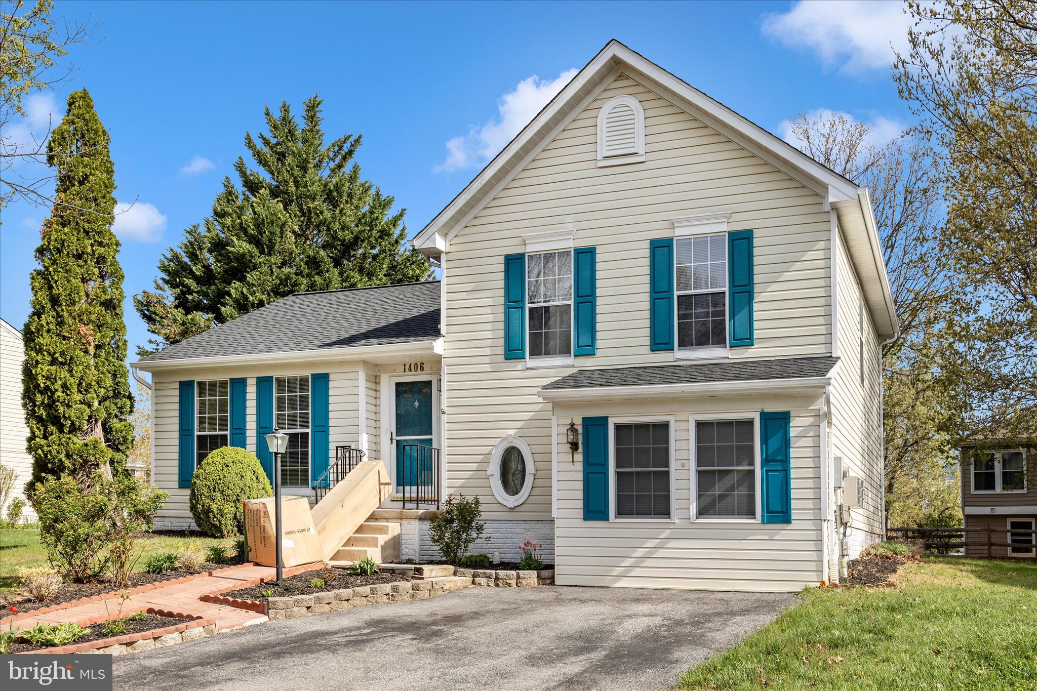 FREDERICKTOWNE VILLAGE - Residential