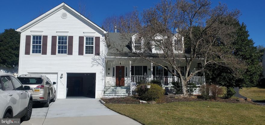 Beautiful well-maintained single-family home for rent in THOMAS S. WOOTTON High School district. 4 Bedrooms, 3 full baths, half bath, fully finished basement, and 2 car garage with a long driveway. Main-level hardwood floors, upgraded kitchen with stainless steel appliances, and granite countertops. Newer carpet on the upper level. Laundry upper level. Front porch, rear deck, and fenced back yard. The house is located in a quiet cul-de-sac. Close to 270, Library, Rio & Crown shopping center. Strong credit and stable job applicants are highly encouraged to apply. Minimum 2 years lease.