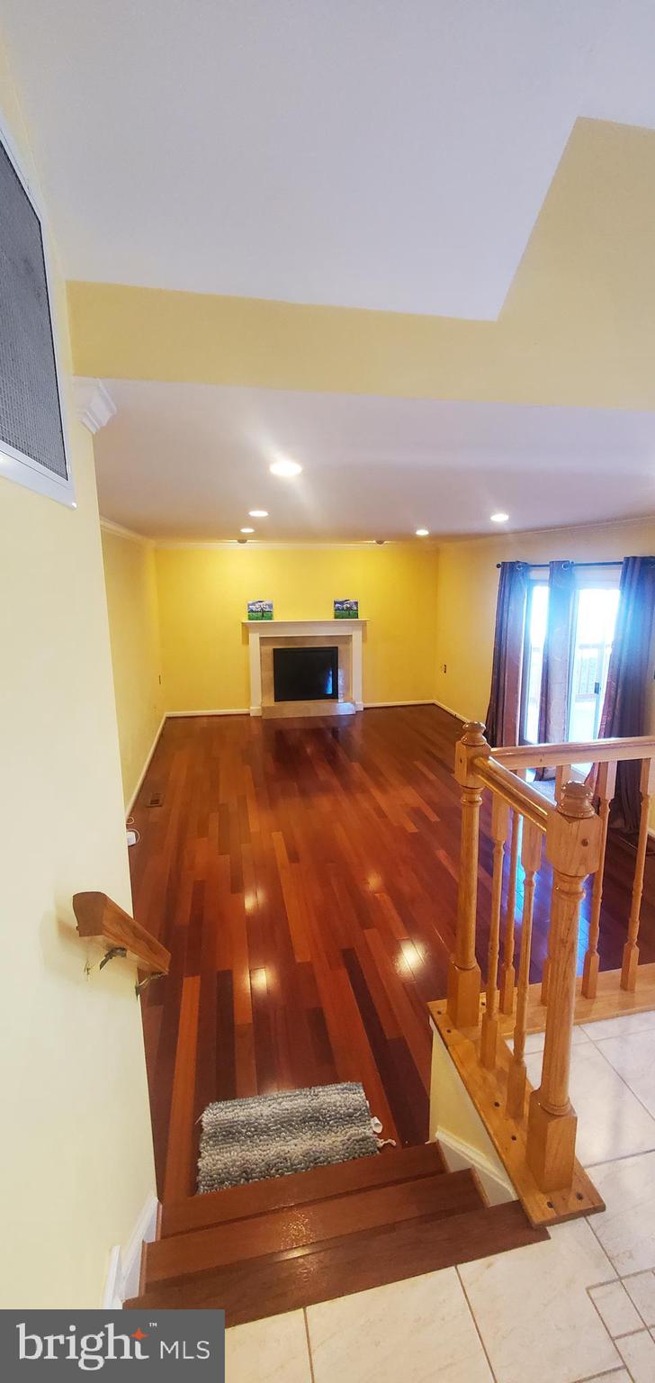 POTOMAC RIDGE - Residential Lease