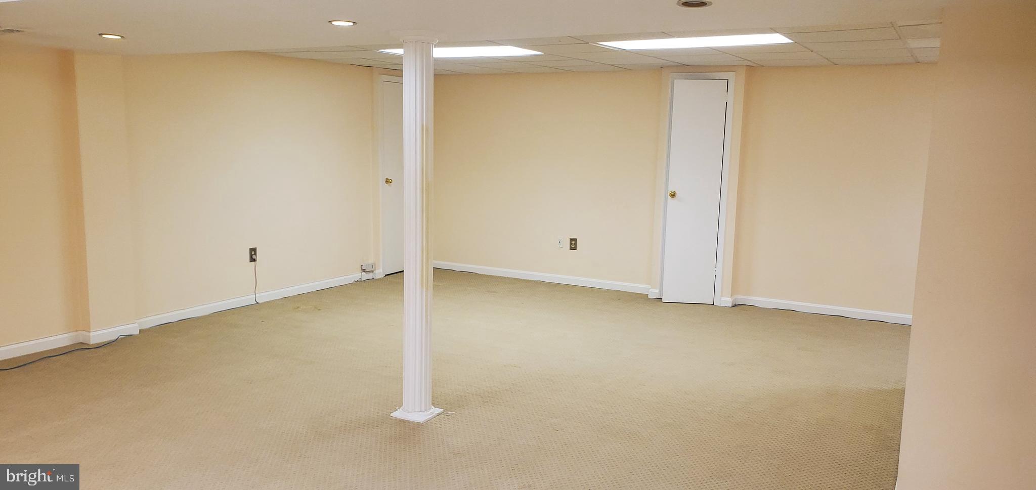 POTOMAC RIDGE - Residential Lease