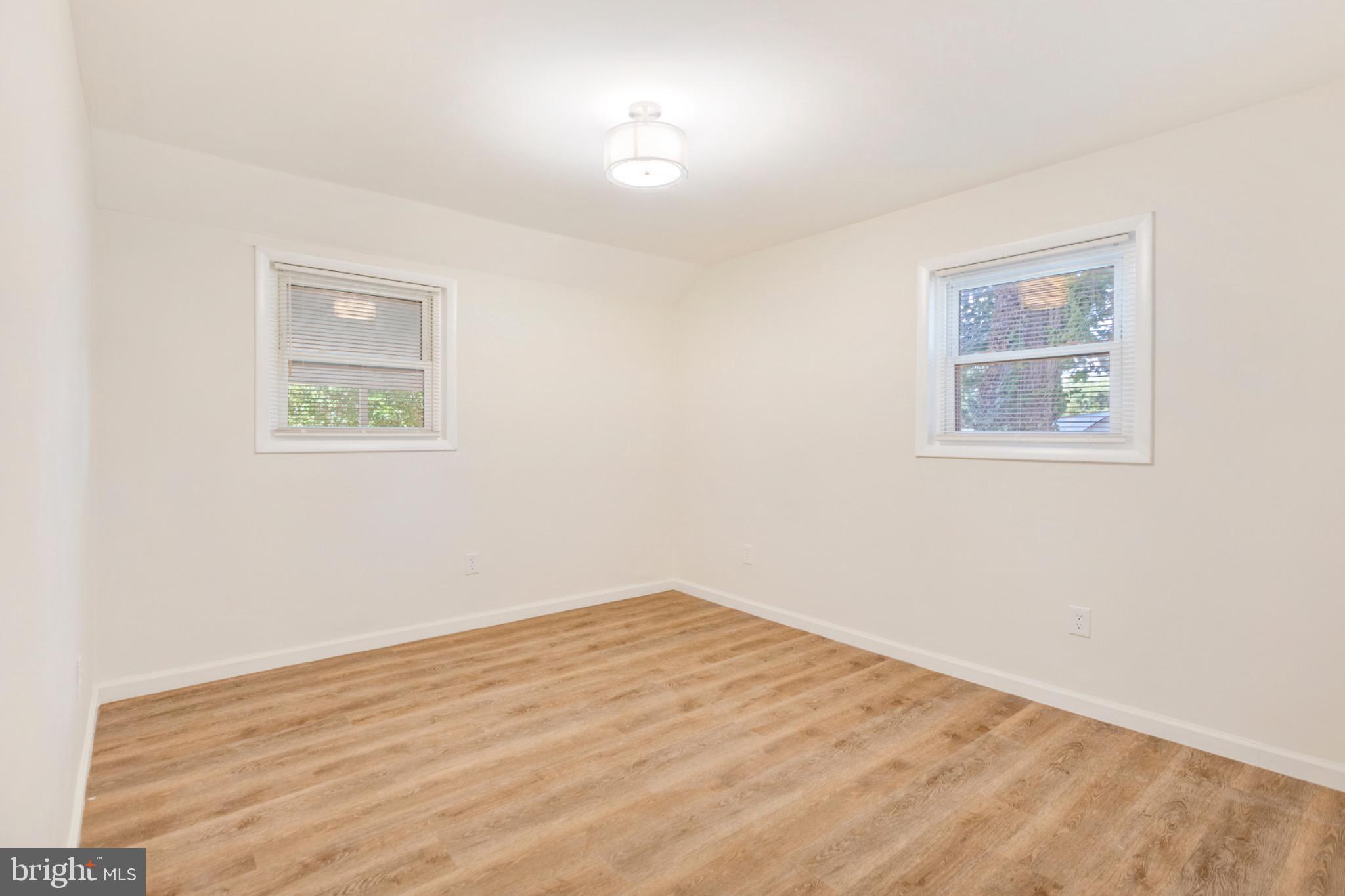 GLENMONT HILLS - Residential Lease