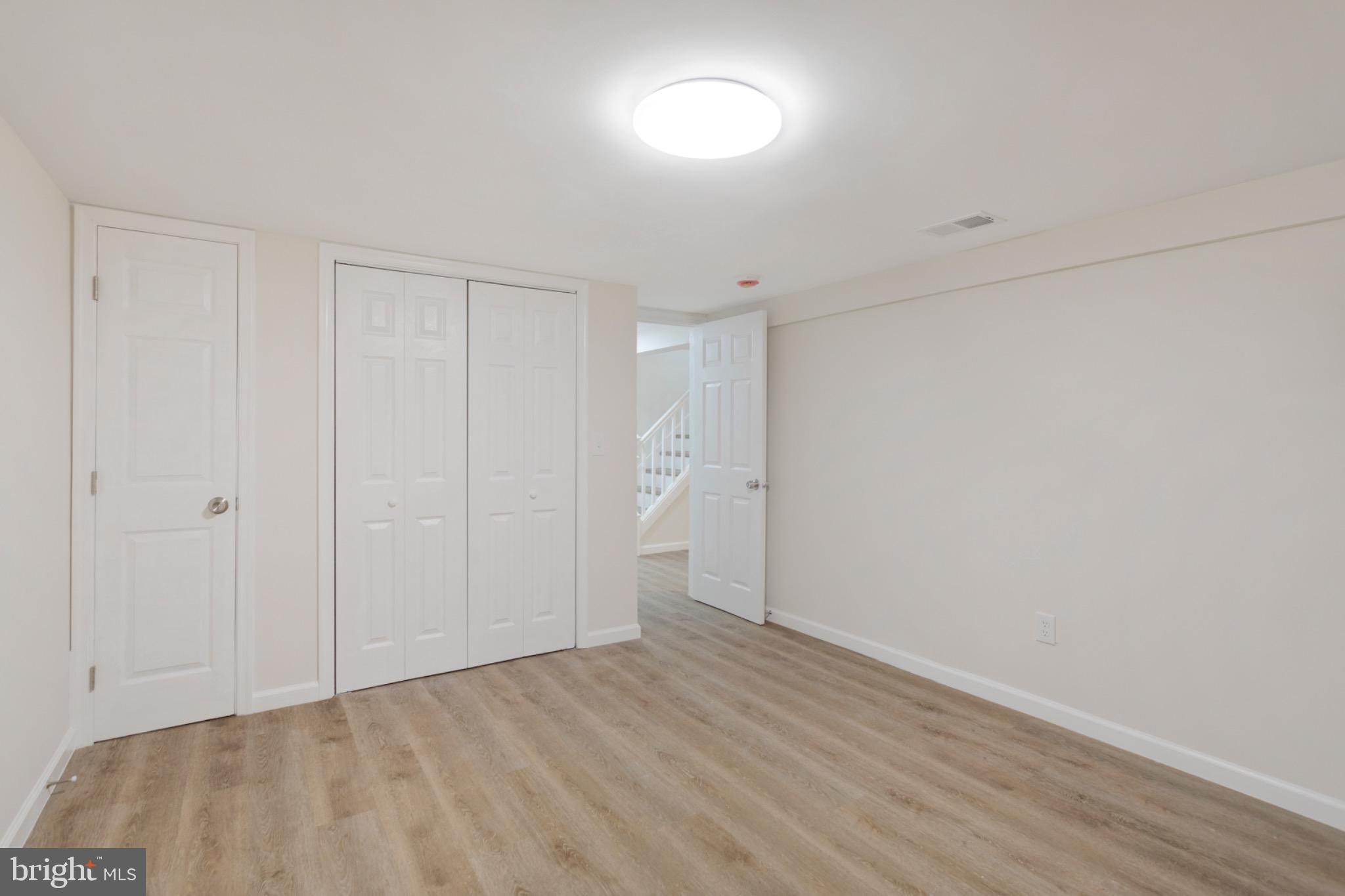 GLENMONT HILLS - Residential Lease