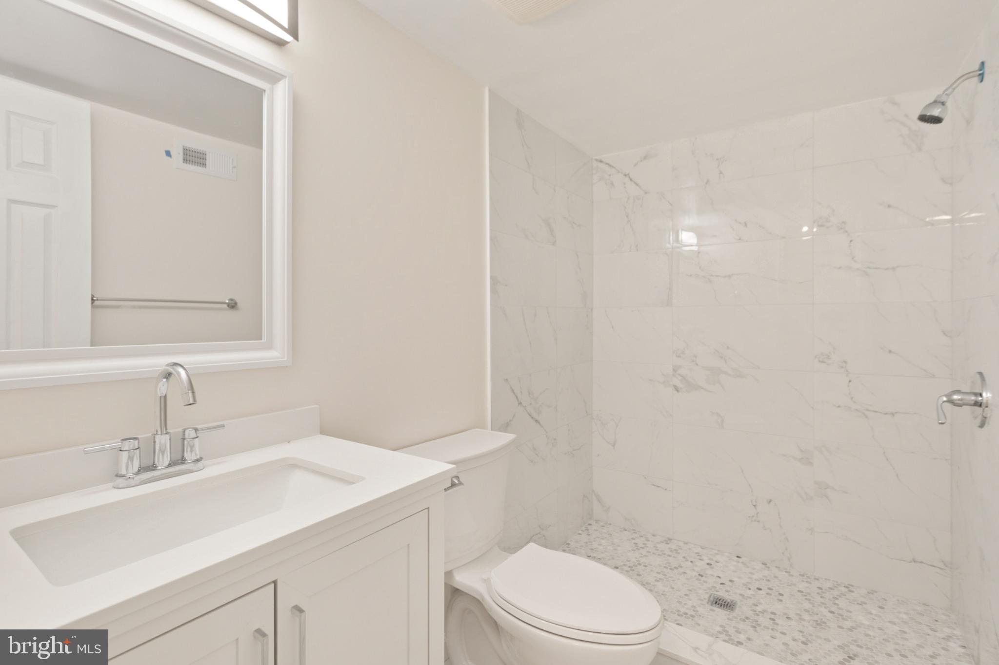 GLENMONT HILLS - Residential Lease