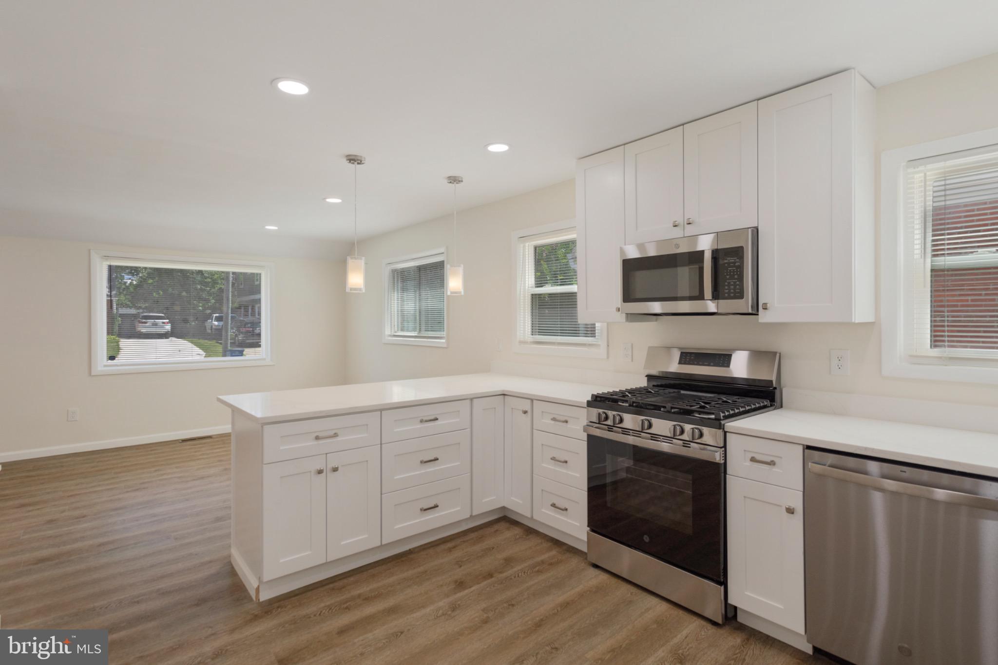 GLENMONT HILLS - Residential Lease