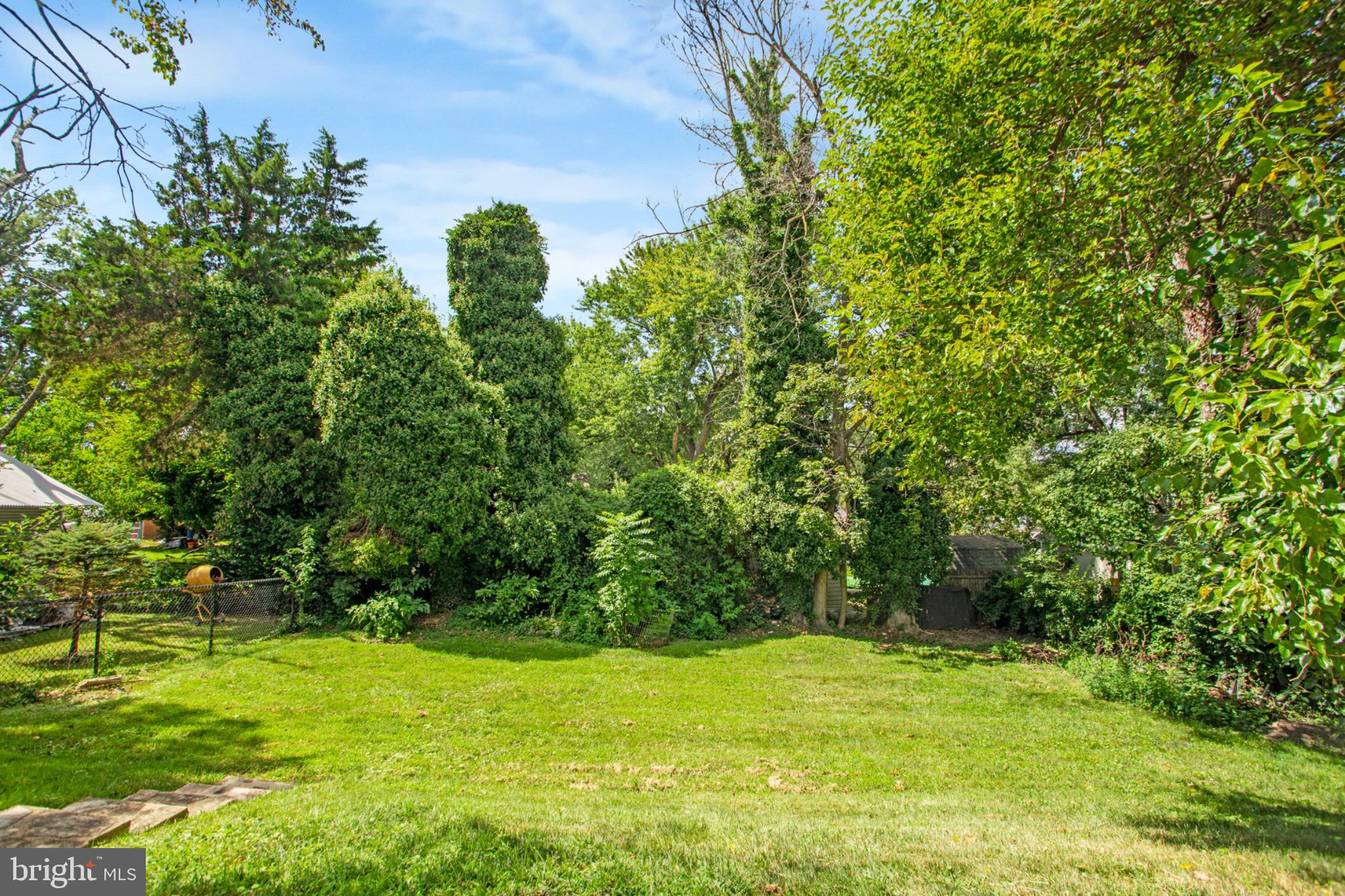 GLENMONT HILLS - Residential Lease