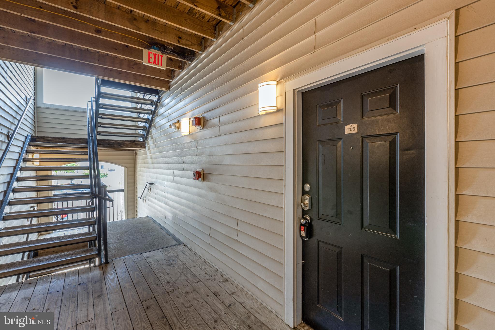 FAIRFAX RIDGE CONDOS - Residential