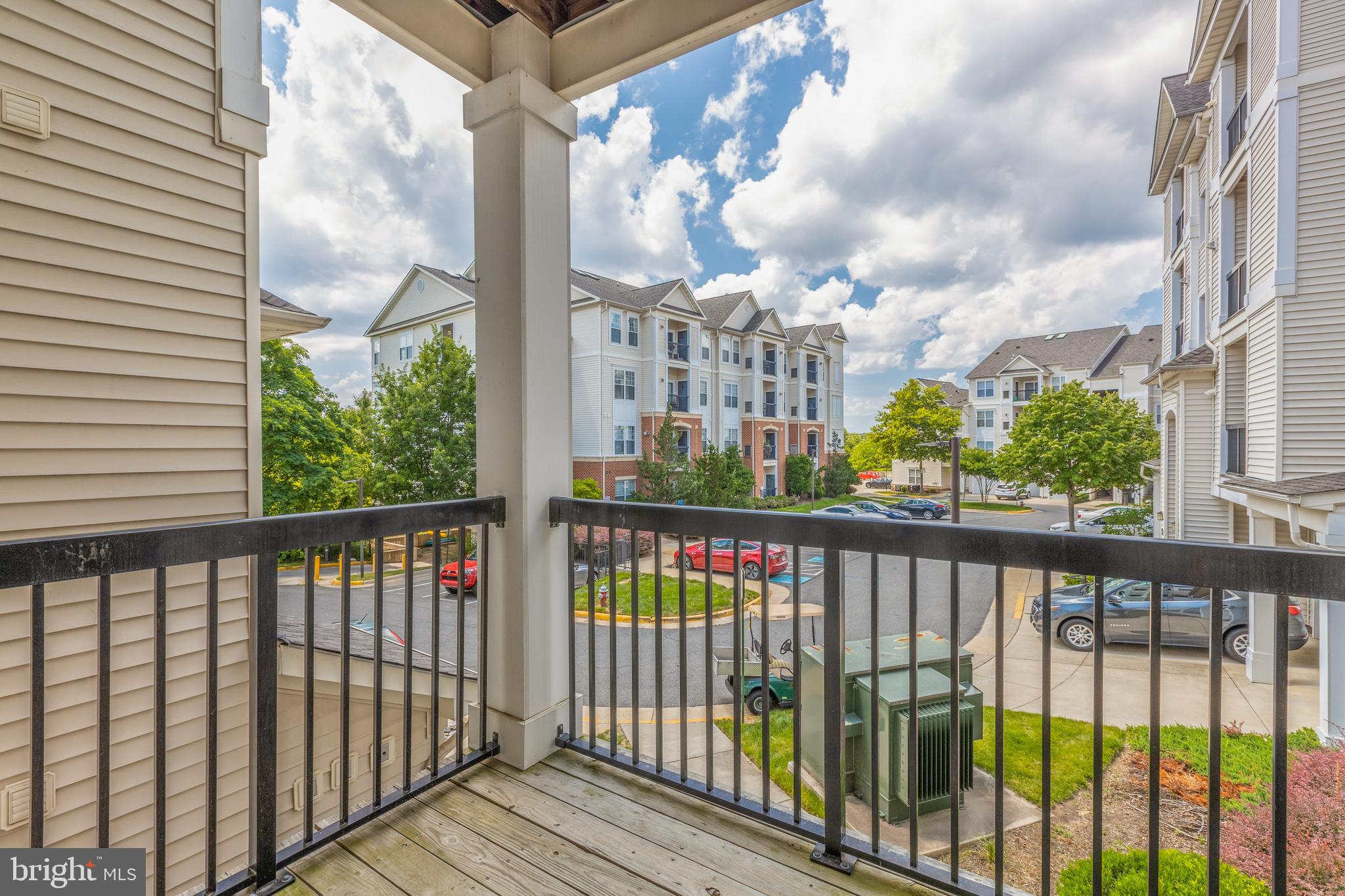 FAIRFAX RIDGE CONDOS - Residential