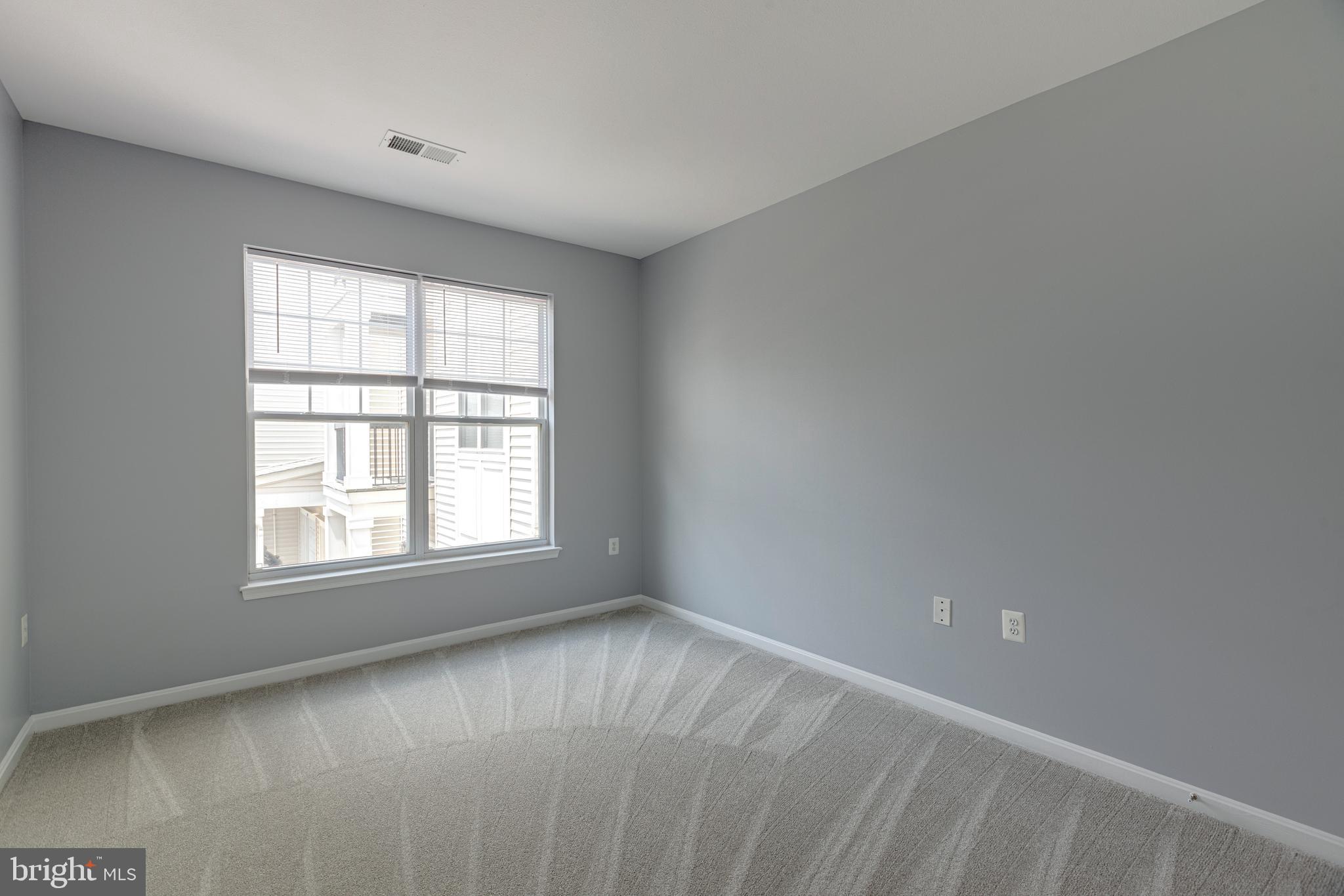 FAIRFAX RIDGE CONDOS - Residential