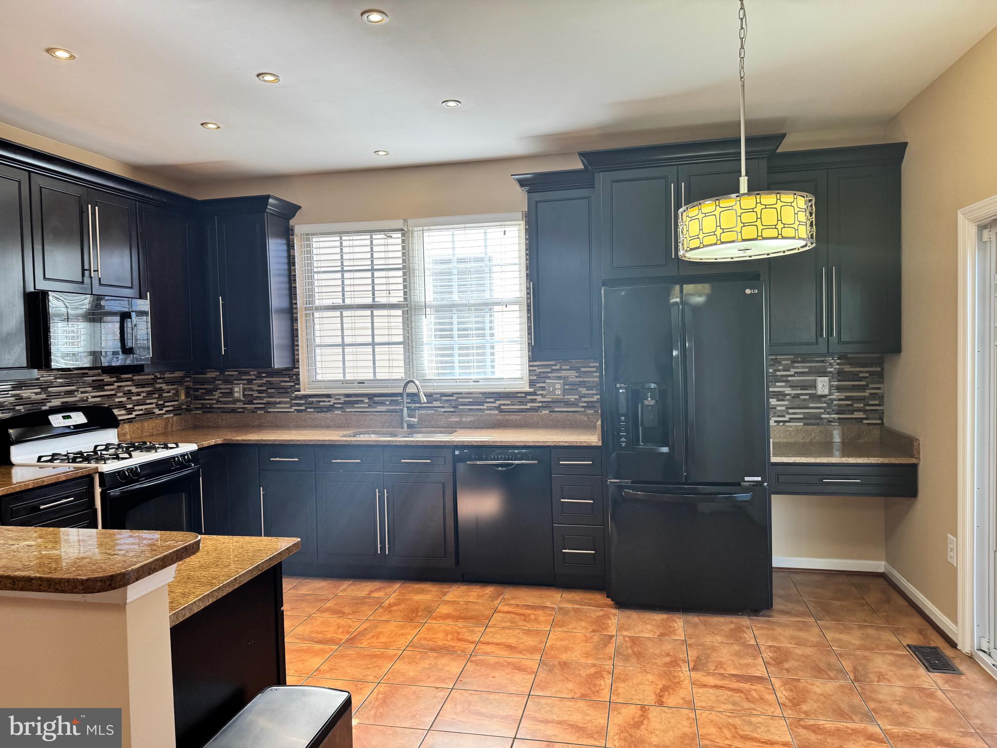 BRISTOW - Residential